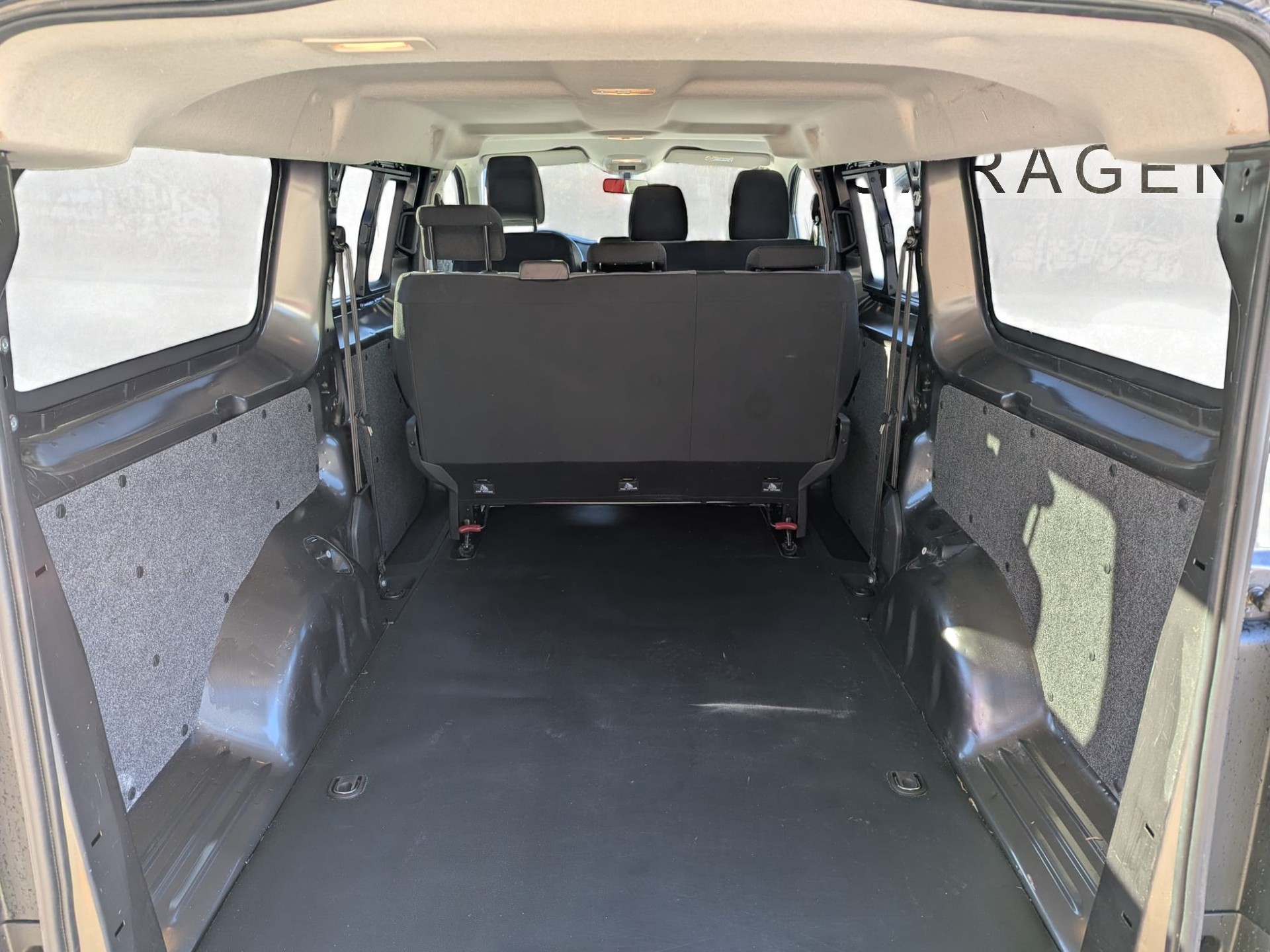 TOYOTA Proace 2.0D Combi L2 Long - 10