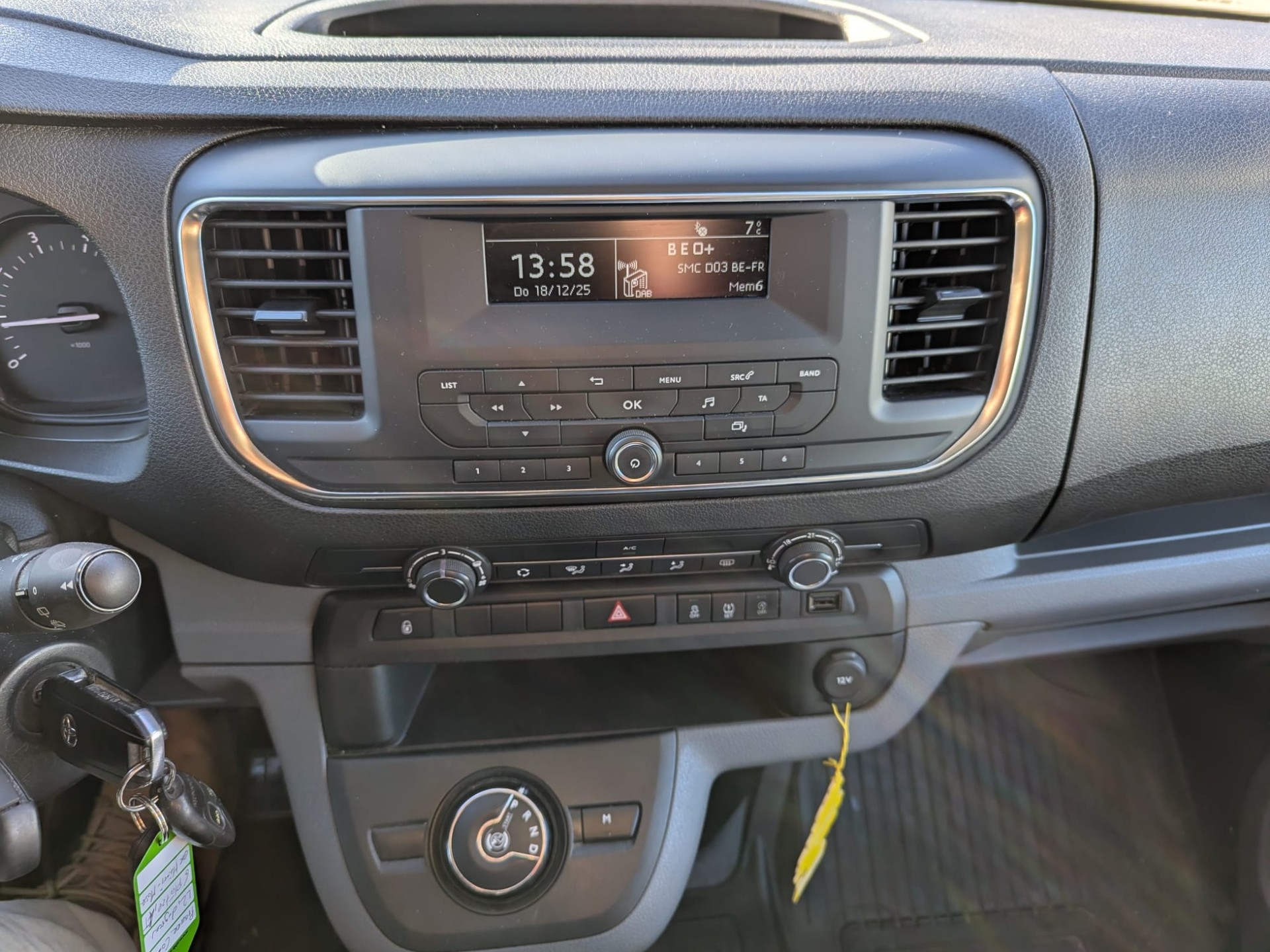 TOYOTA Proace 2.0D Combi L2 Long - 13