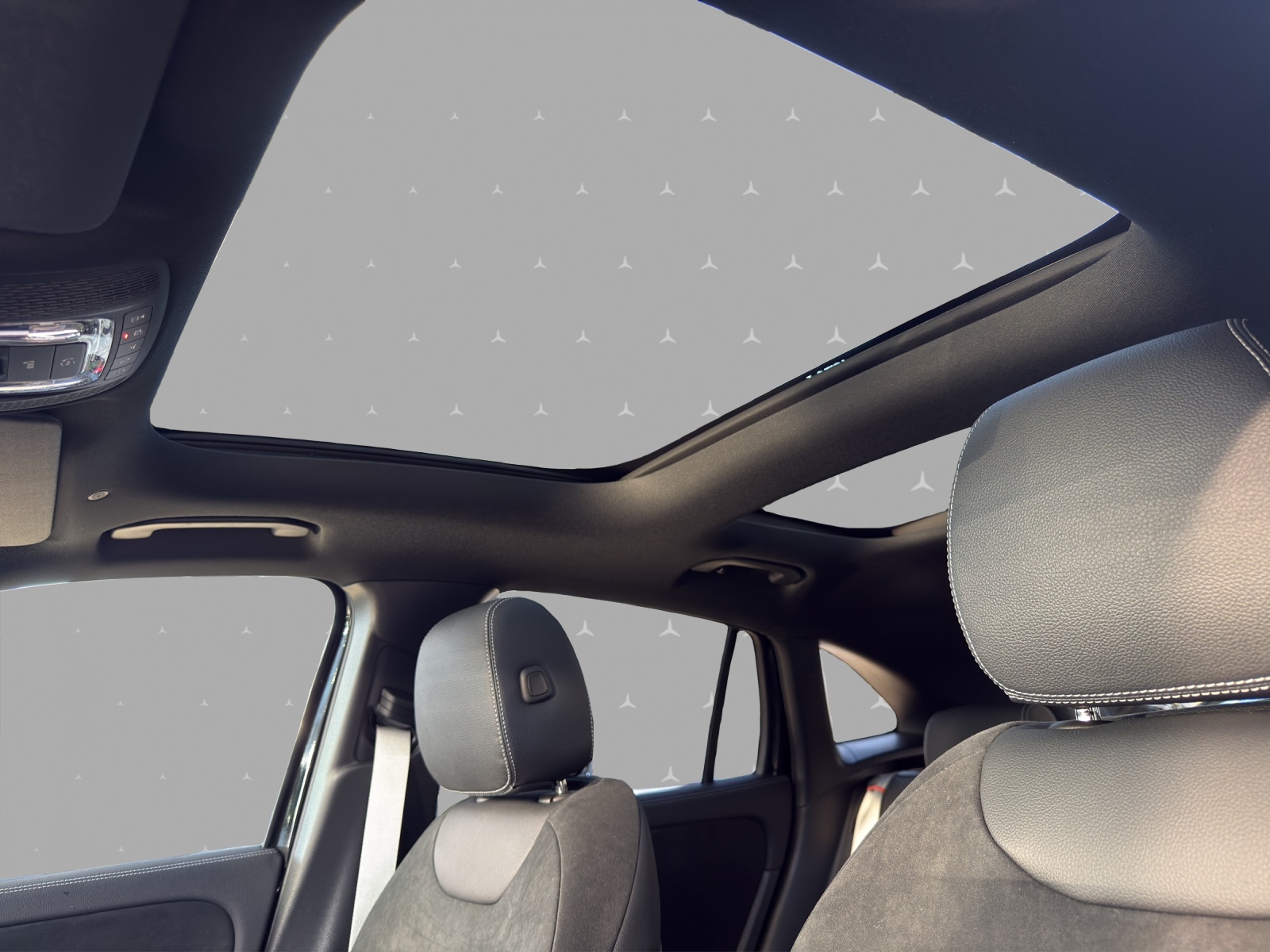 MERCEDES-BENZ GLA 220d 4Matic 8G-DCTSwiss Star - 11