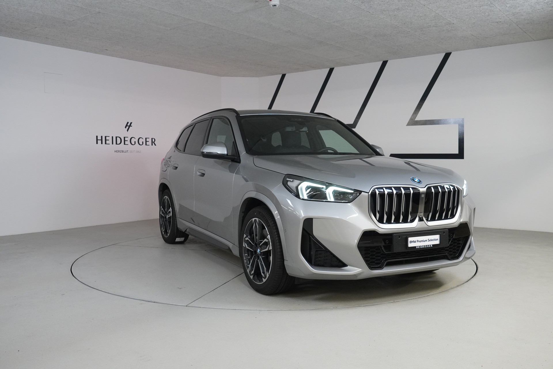 BMW X1 xDrive 30e M Sport - 4