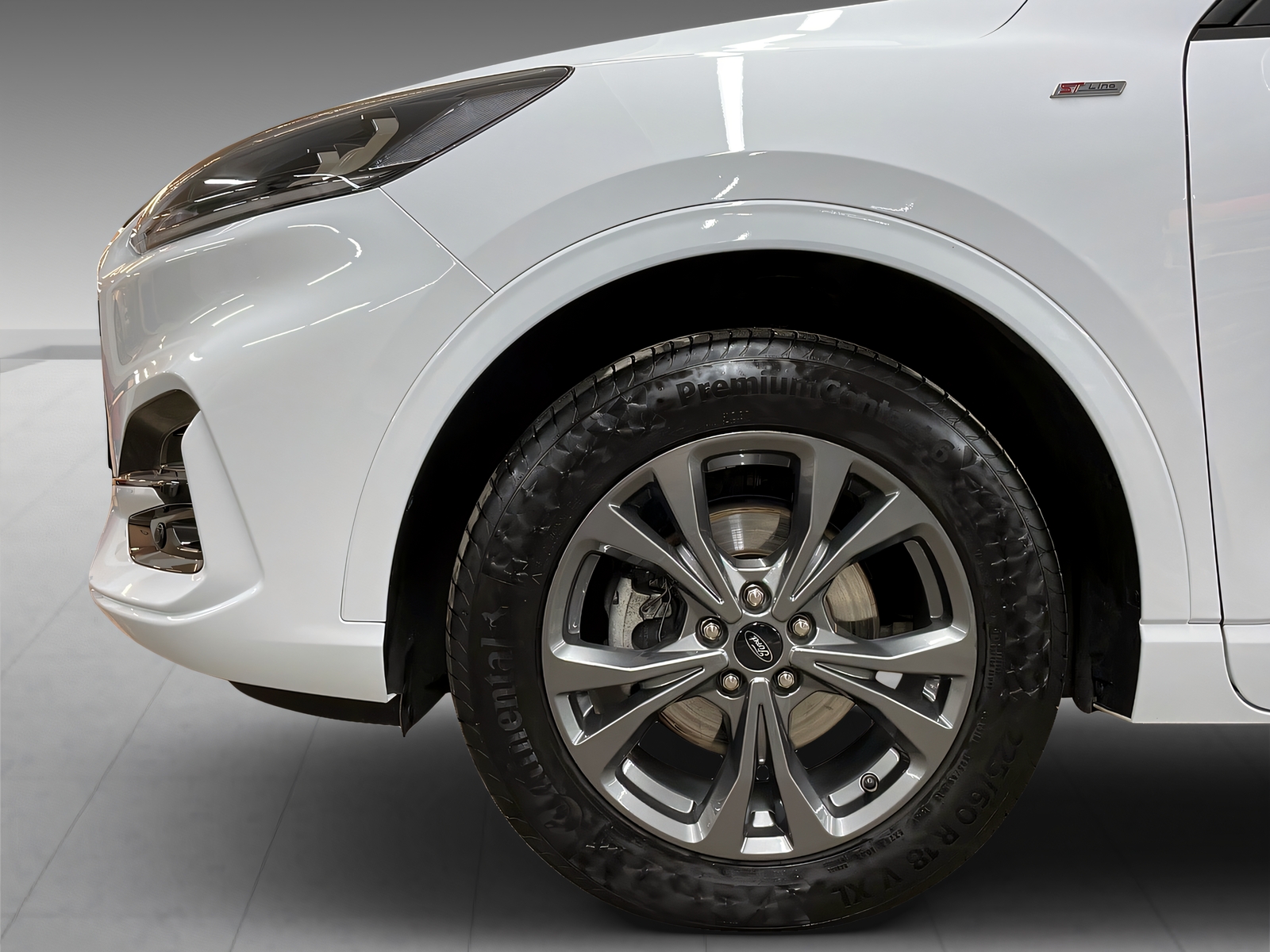 FORD Kuga 2.5 Hybrid ST-Line 4x4 - 15