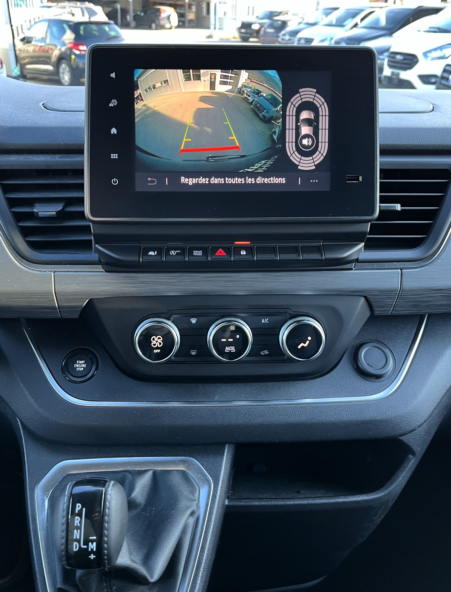 RENAULT Trafic Blue dCi 170 Spaceclass Pack Escapade EDC - 9