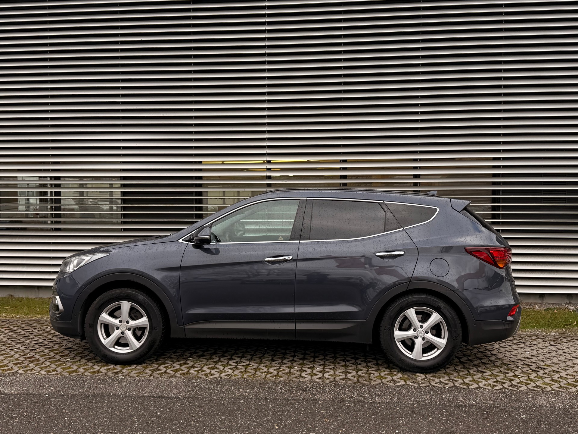 HYUNDAI Santa Fe 2.2 CRDI Vertex 4WD Automatic - 2