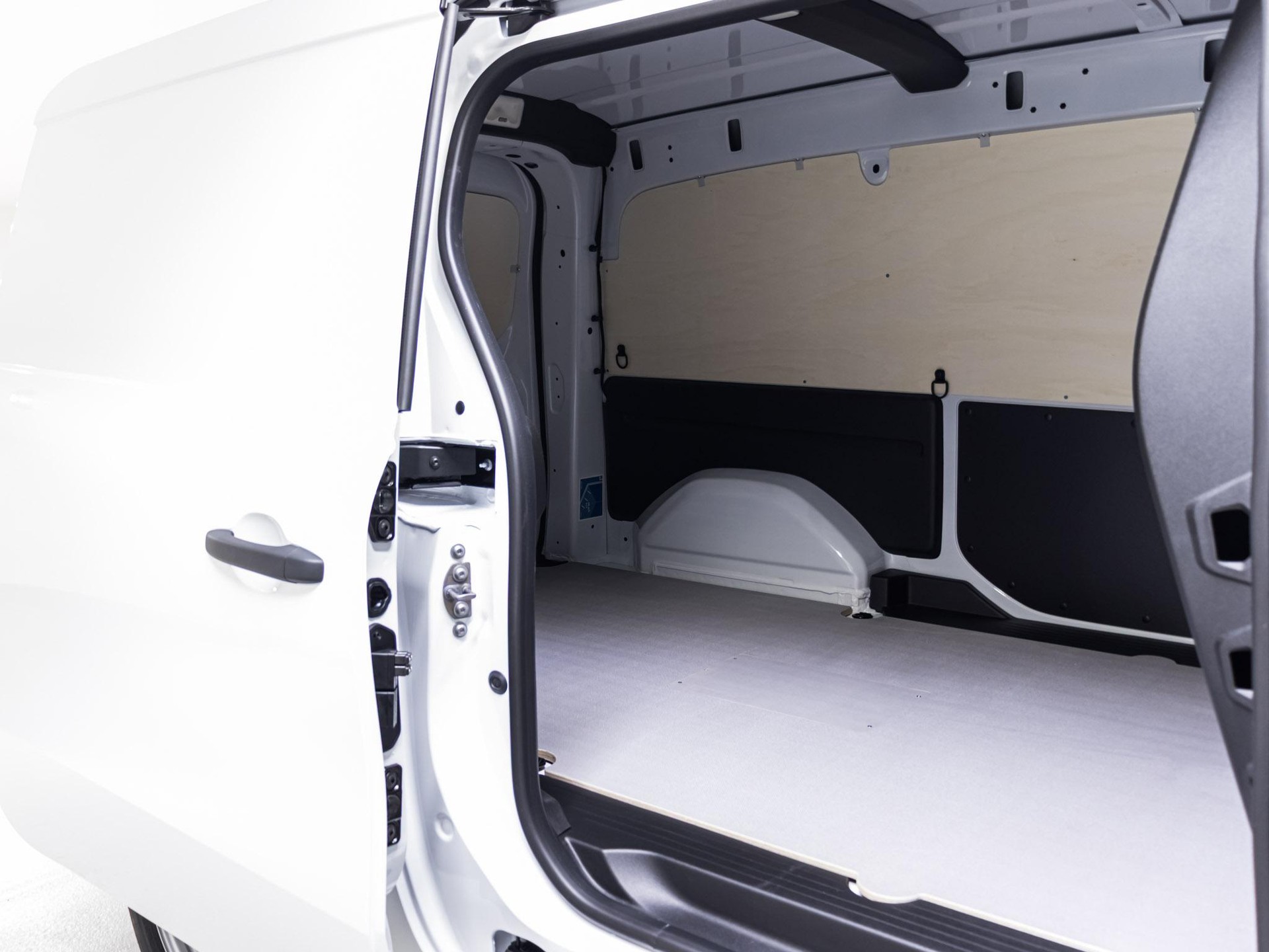 MERCEDES-BENZ eCitan Kasten BASE Lang - 12