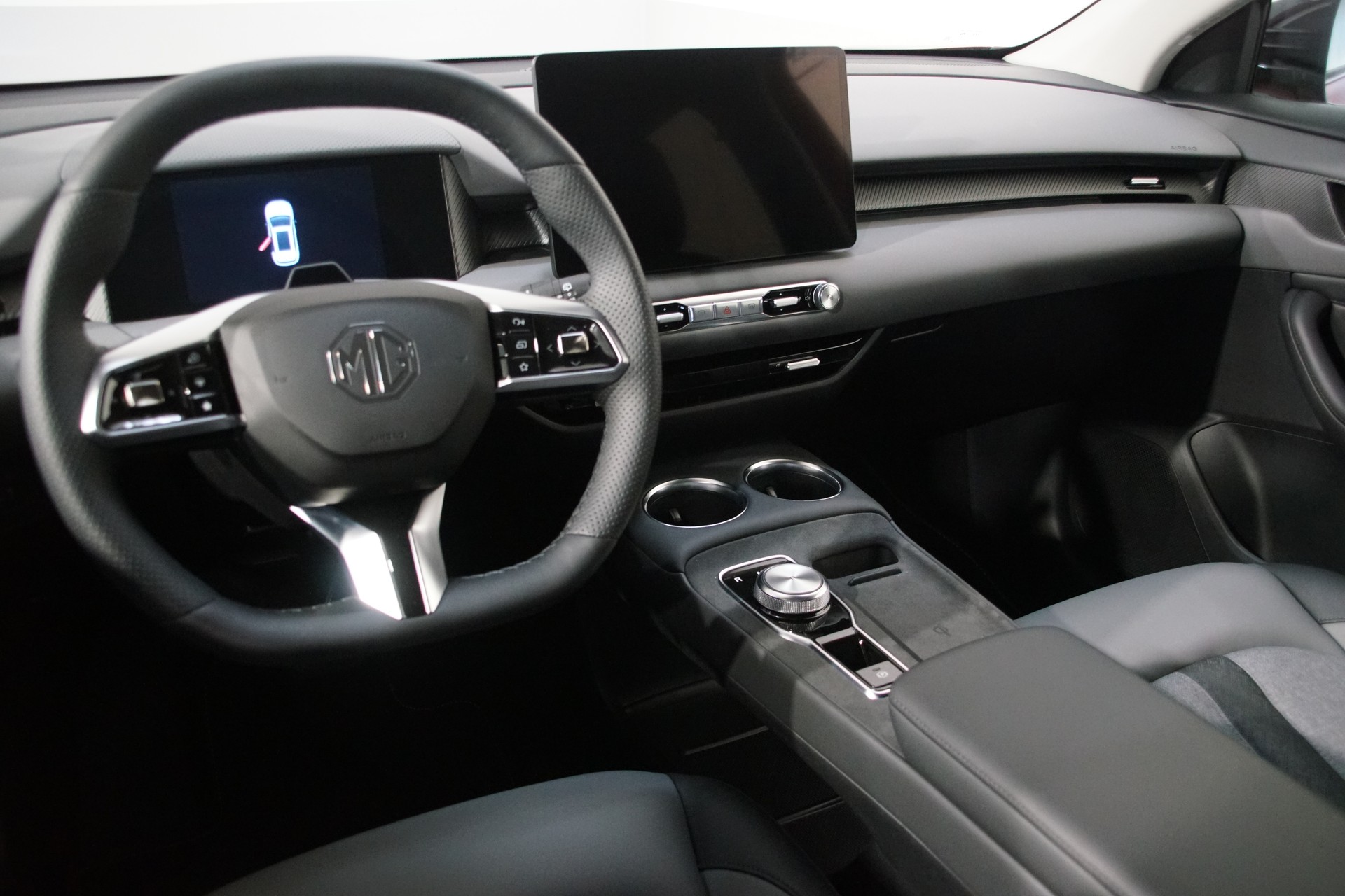 MG S5 EV 64kWh Luxury ++swiss++ - 10