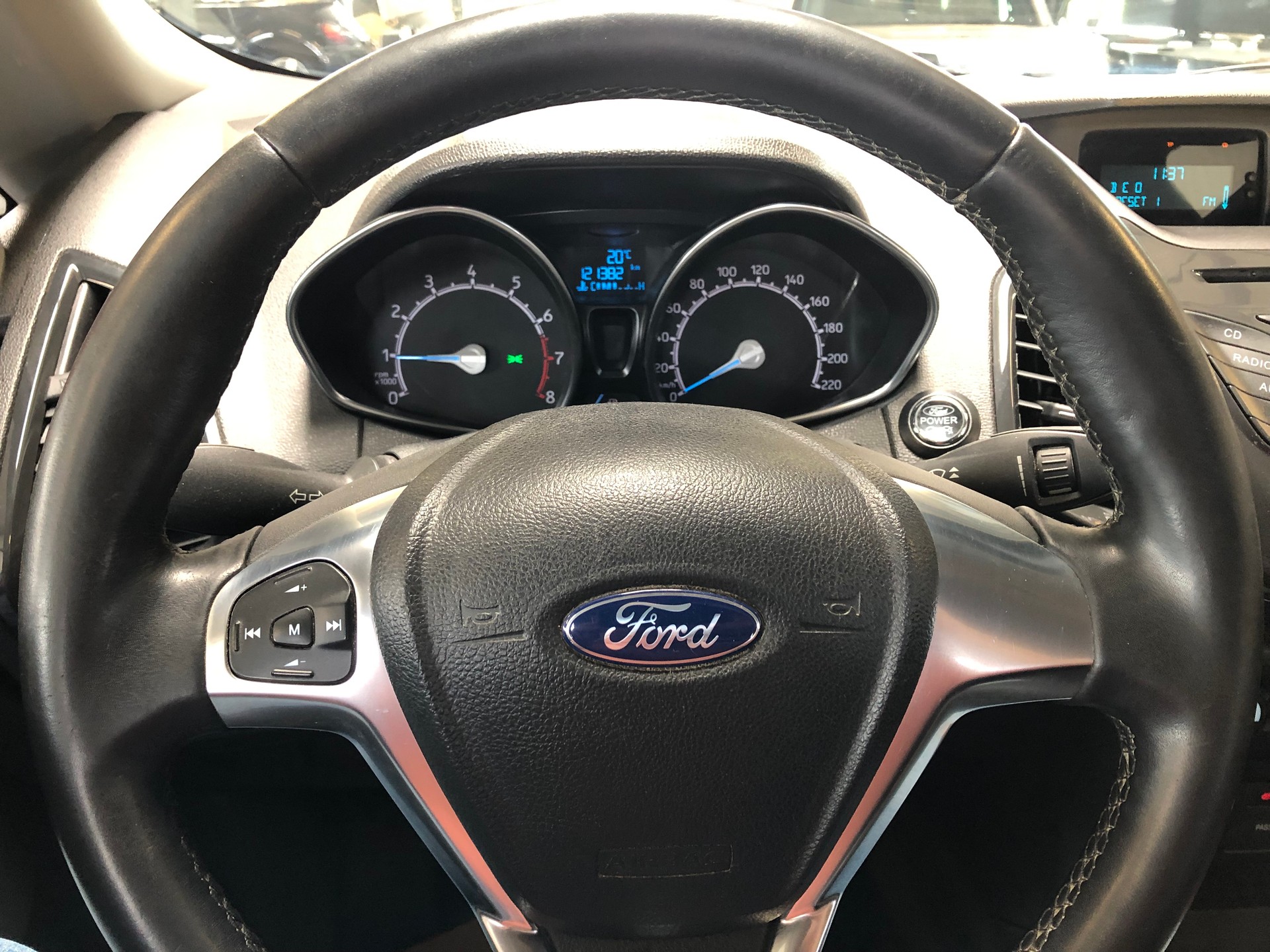 FORD EcoSport 1.0 SCTi Trend - 22