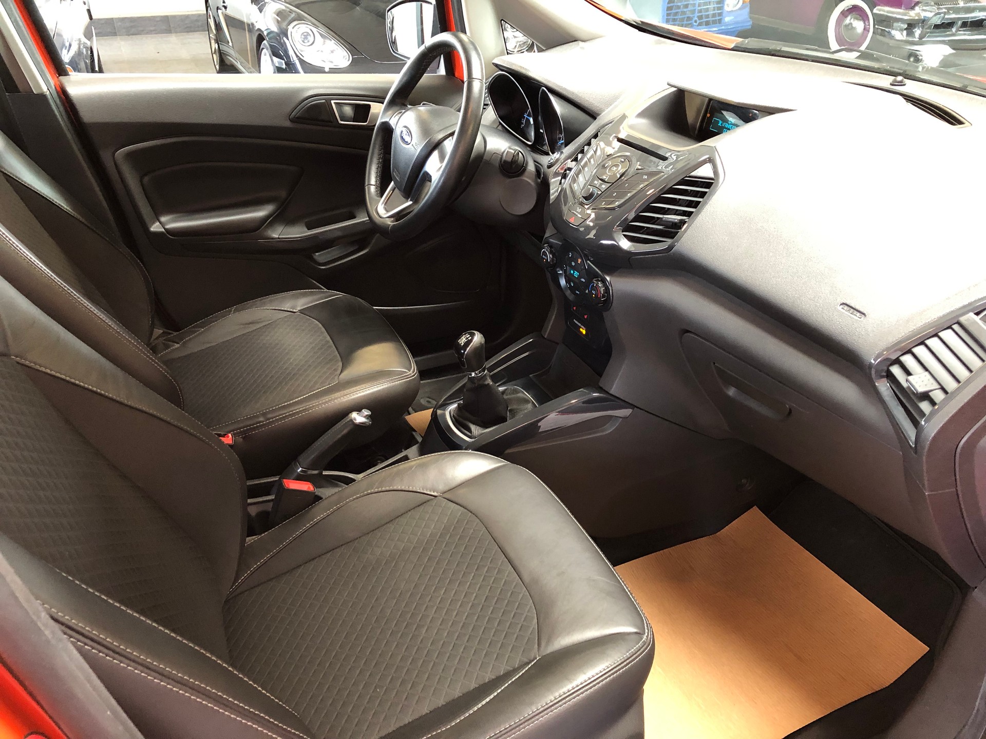 FORD EcoSport 1.0 SCTi Trend - 10