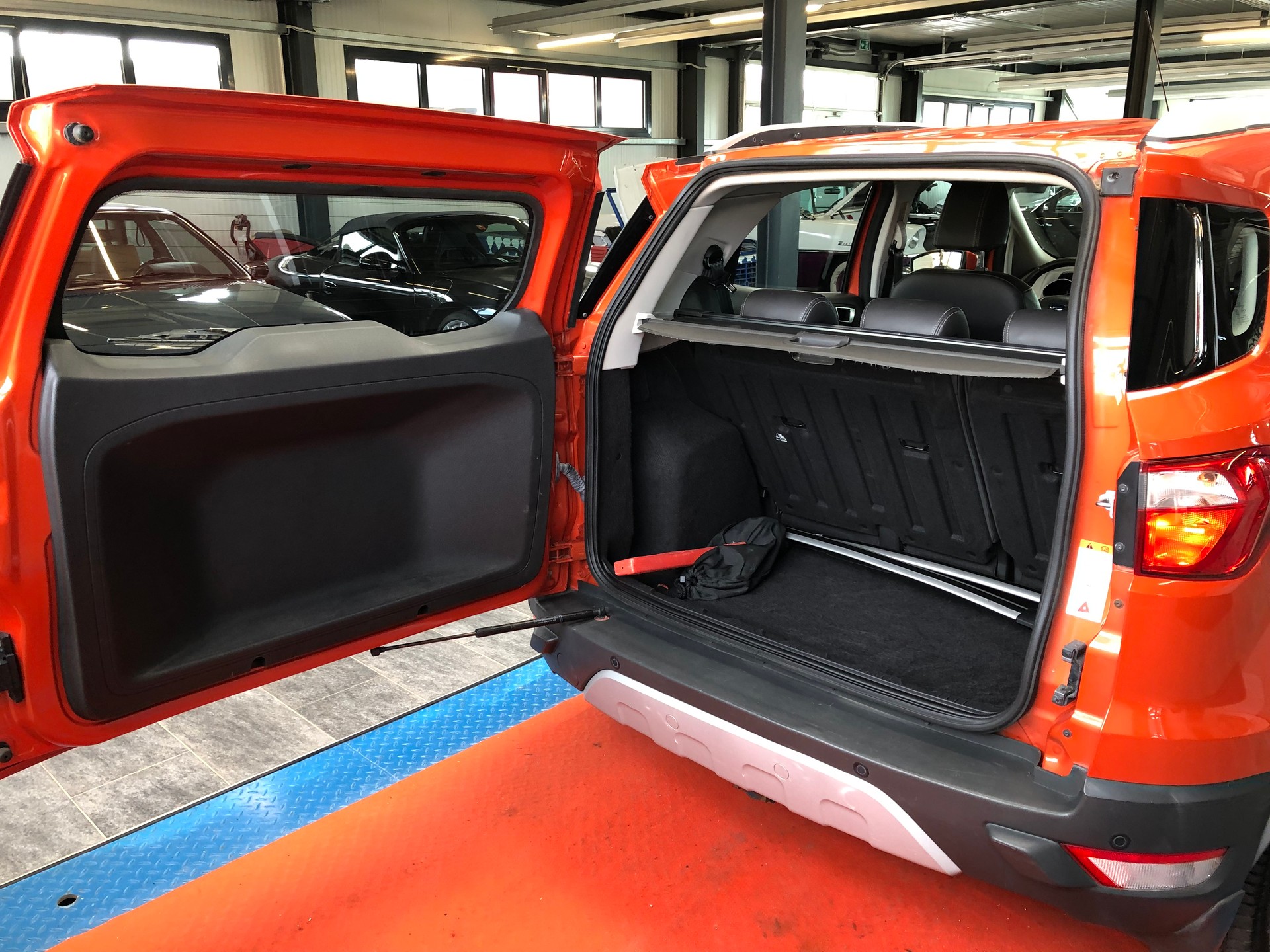 FORD EcoSport 1.0 SCTi Trend - 17
