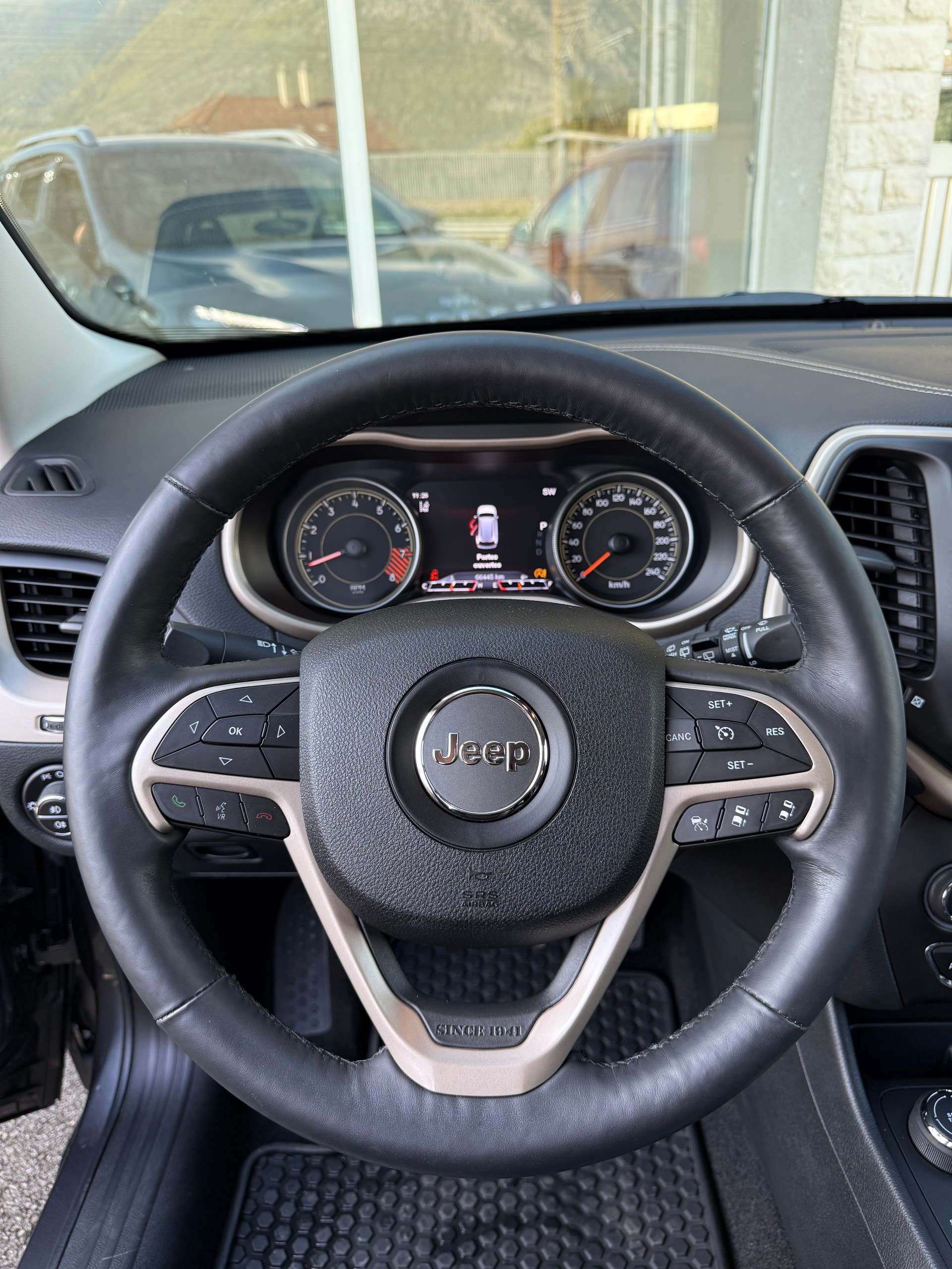 JEEP Cherokee 3.2 Limited AWD 9ATX - 10