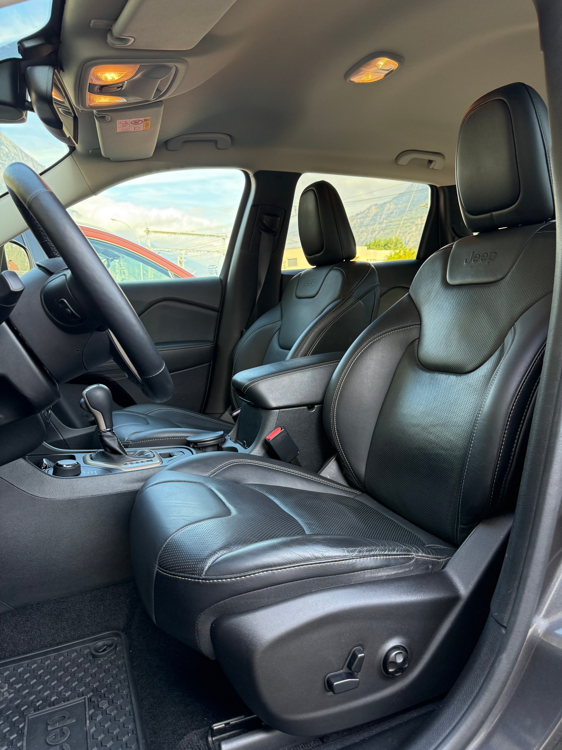 JEEP Cherokee 3.2 Limited AWD 9ATX - 13