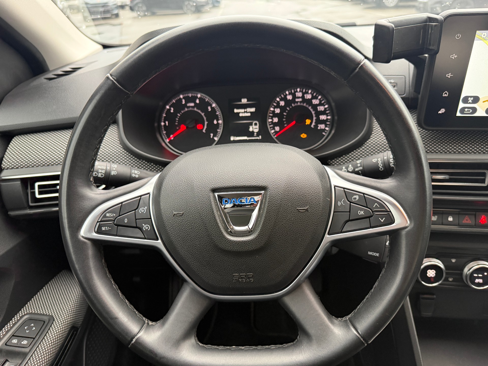 DACIA Jogger TCe 110 Extreme - 15