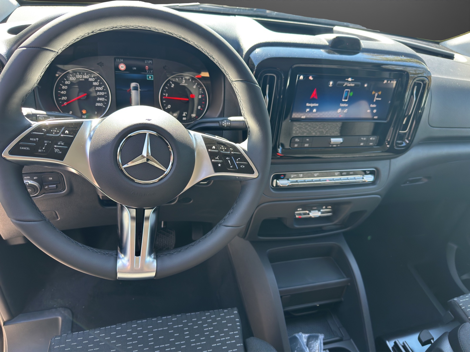 MERCEDES-BENZ Vito 116 CDI Lang Tourer 9G-Tronic 4M Select - 9