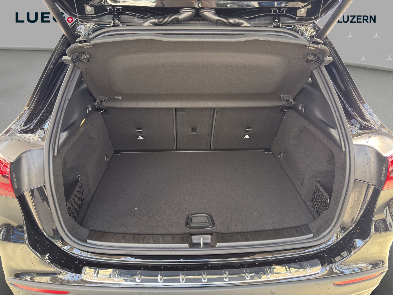 MERCEDES-BENZ GLA 200 Night Star 7G-DCT - 14