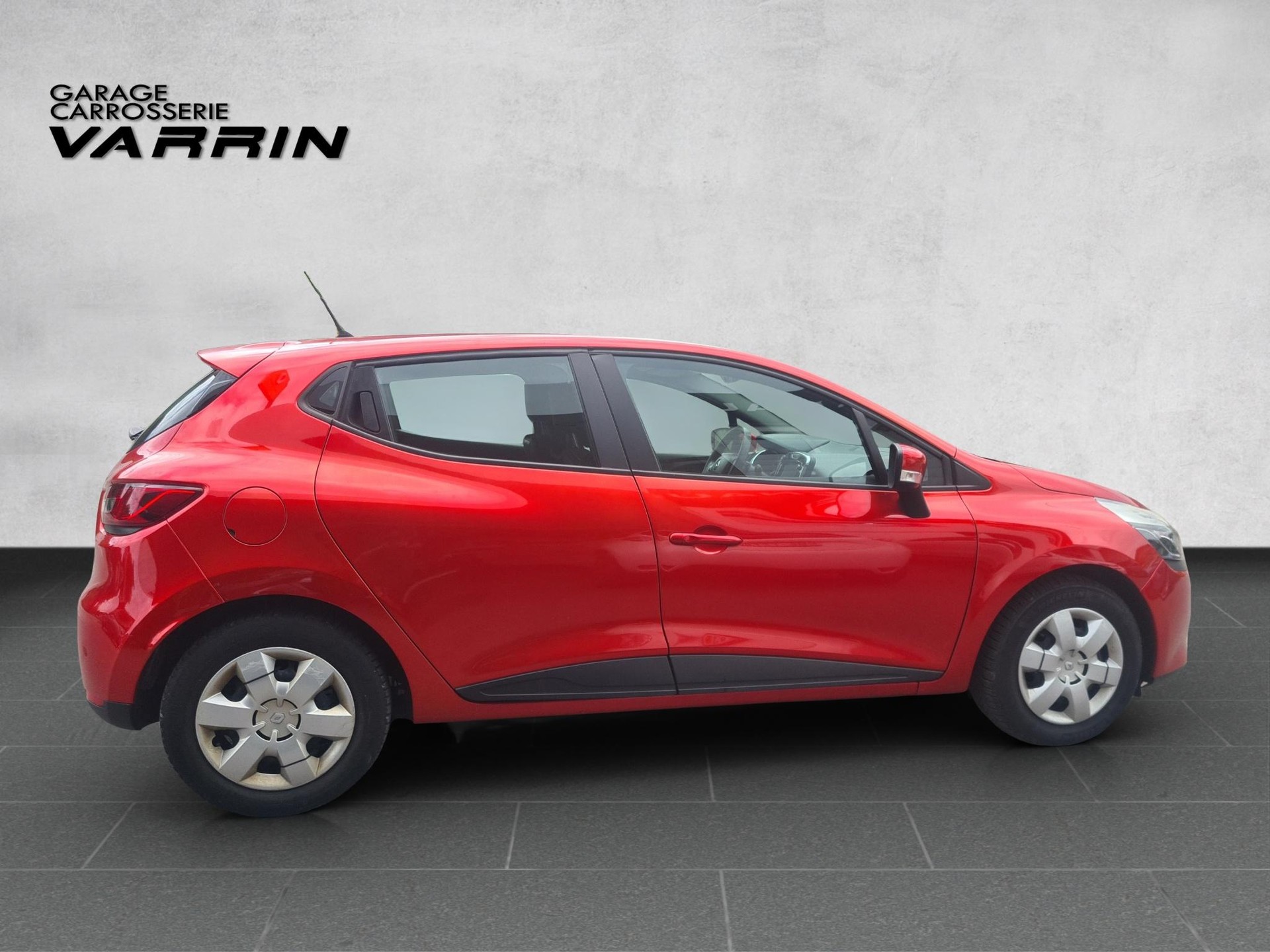 RENAULT Clio 0.9 TCe Expression S/S - 7