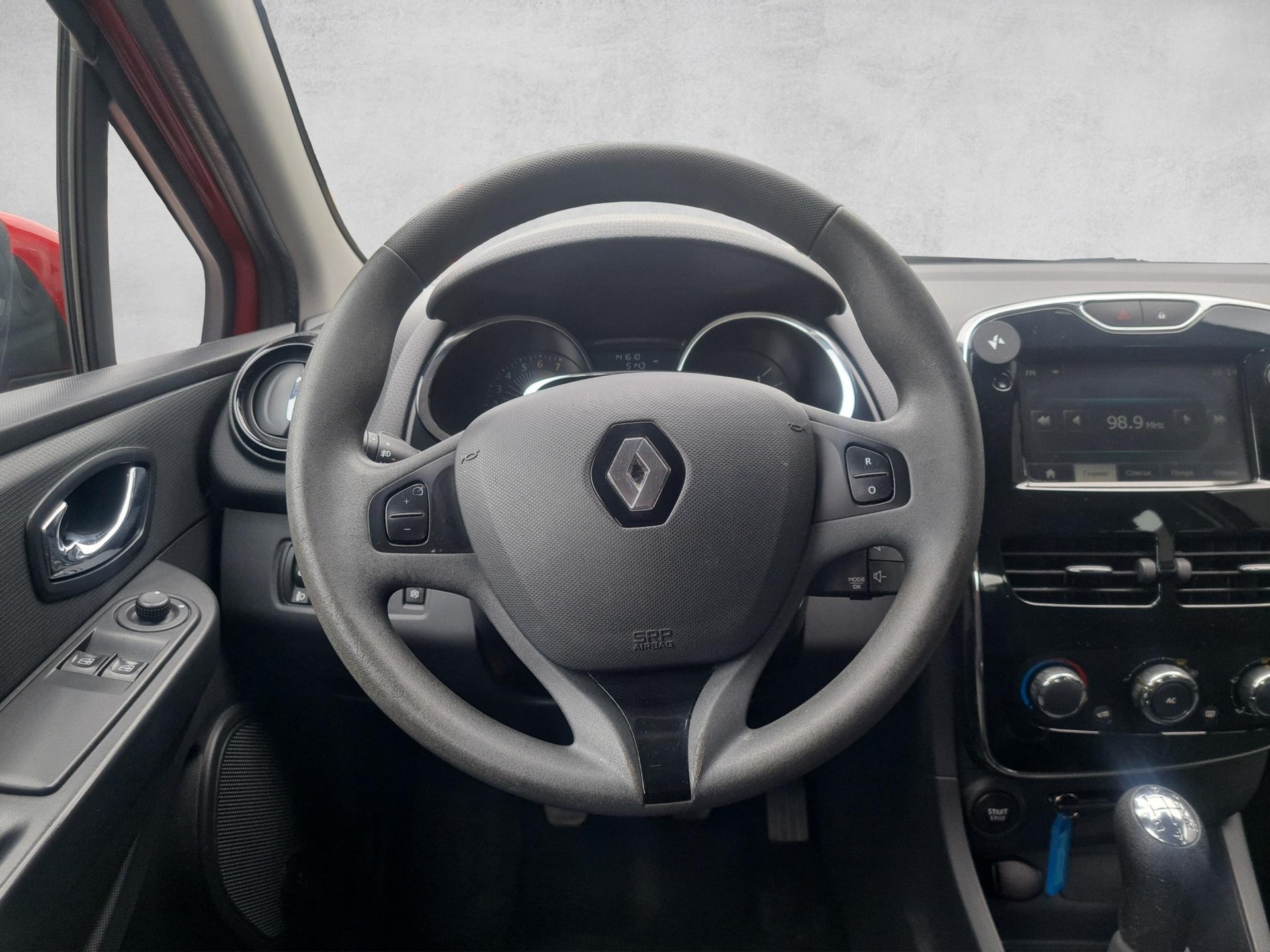 RENAULT Clio 0.9 TCe Expression S/S - 11