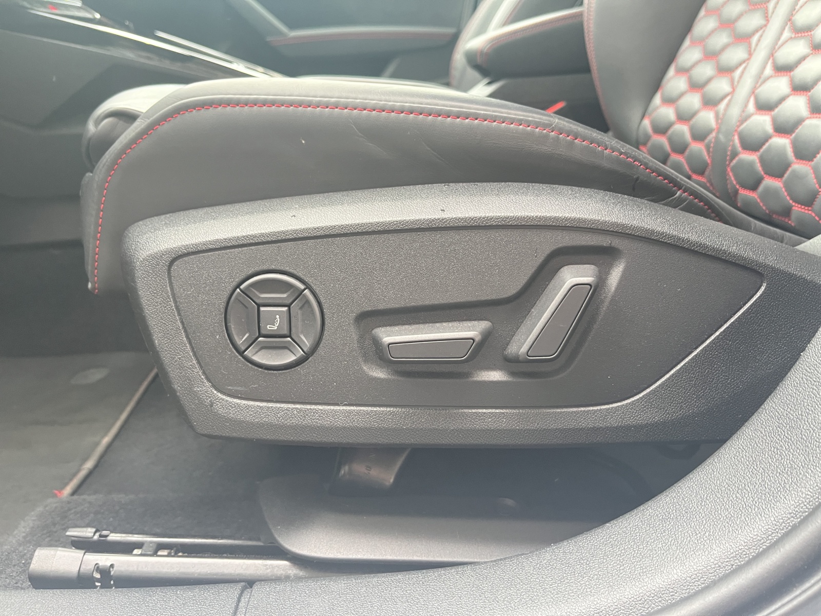 AUDI RS3 Limousine 2.5 TSI quattro S-tronic - 16