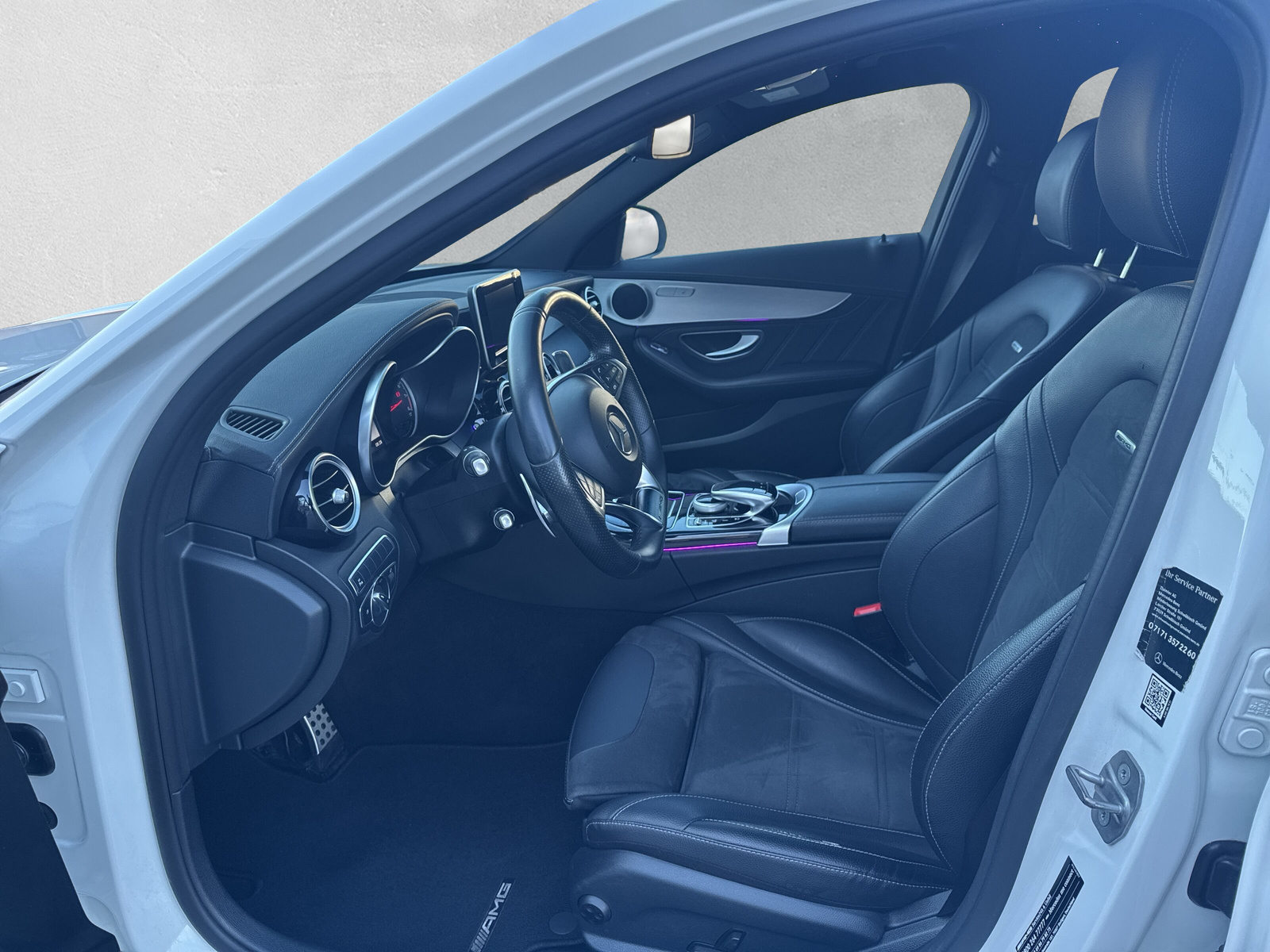 MERCEDES-BENZ C 63 AMG Speedshift - 11