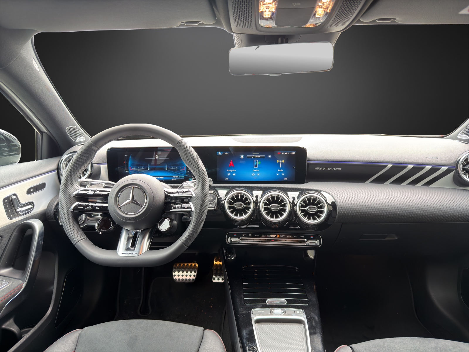 MERCEDES-BENZ A AMG 35 4Matic 8G-DCT - 11