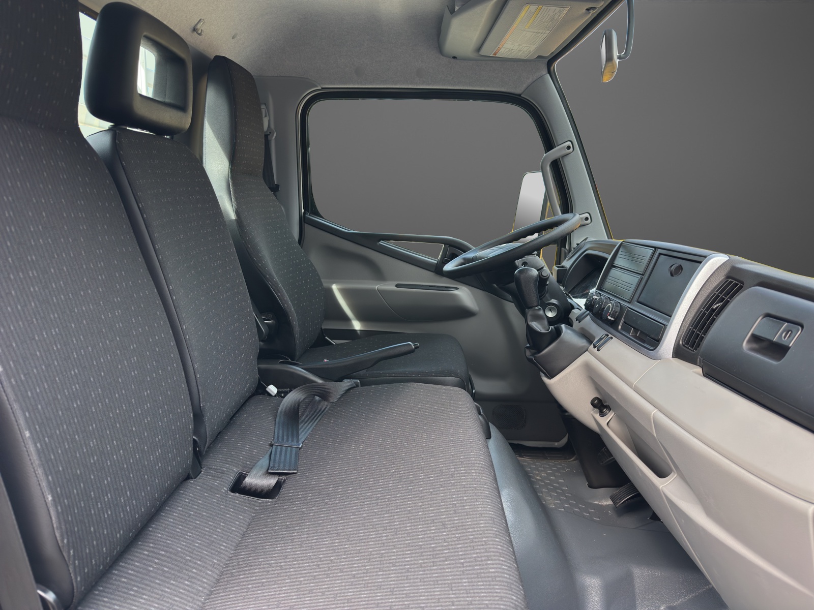 MITSUBISHI FUSO Canter 3S15 - 9