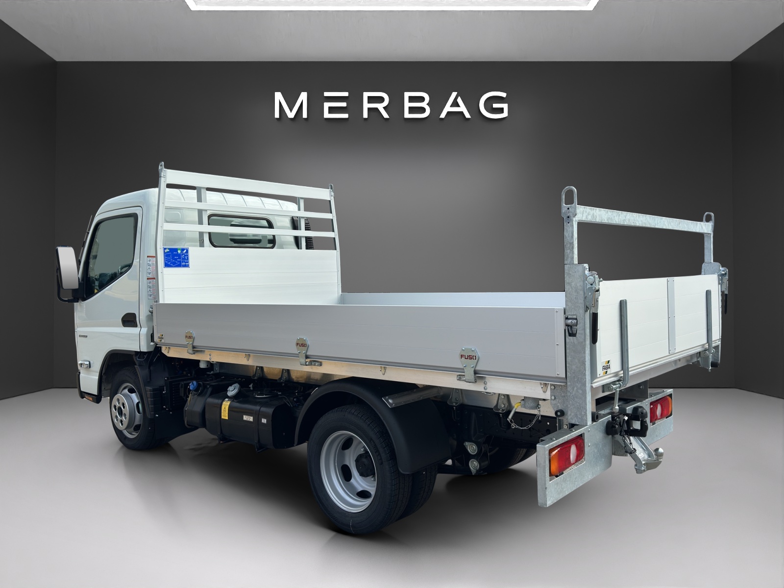 MITSUBISHI FUSO Canter 3S15 - 5