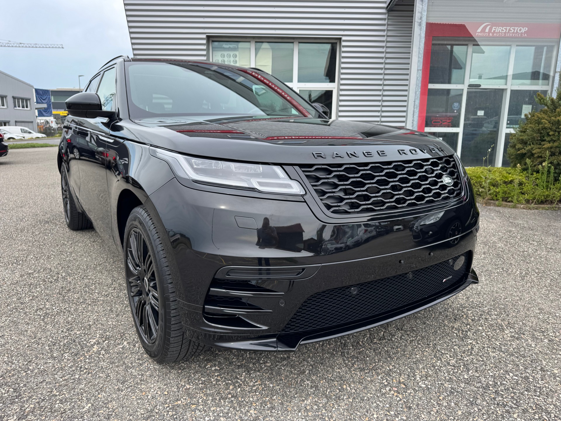 LAND ROVER Range Rover Velar R-Dynamic P400e 2.0 I4 PHEV HSE Automatic