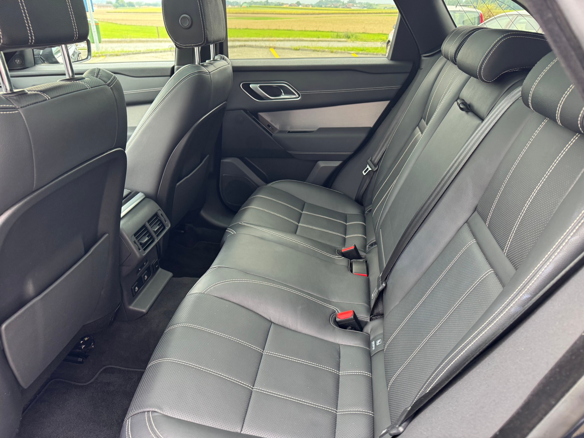 LAND ROVER Range Rover Velar R-Dynamic P400e 2.0 I4 PHEV HSE Automatic - 6