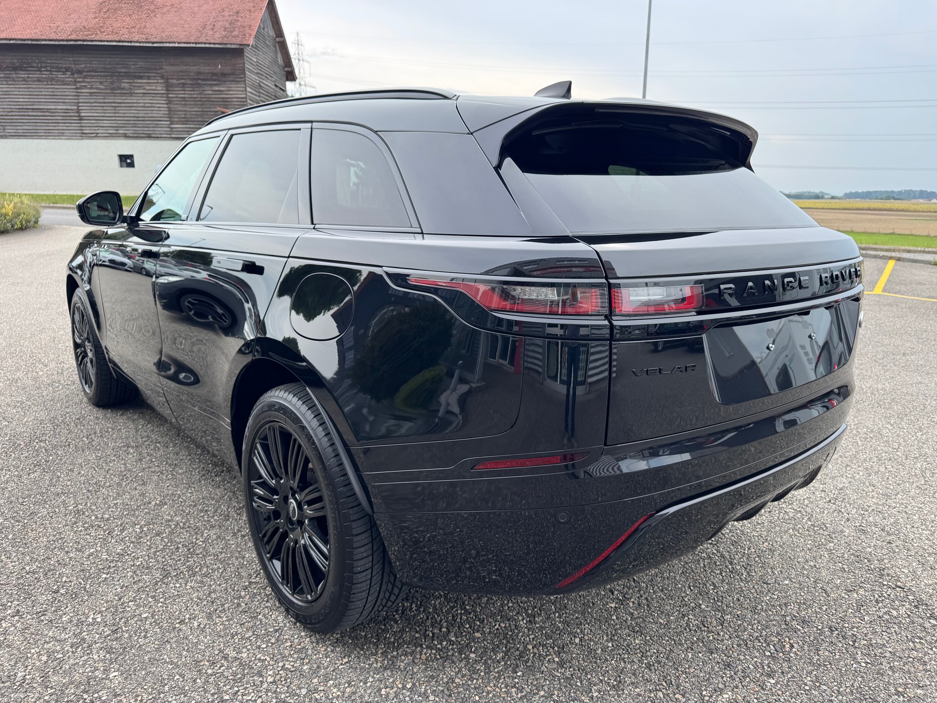 LAND ROVER Range Rover Velar R-Dynamic P400e 2.0 I4 PHEV HSE Automatic - 3