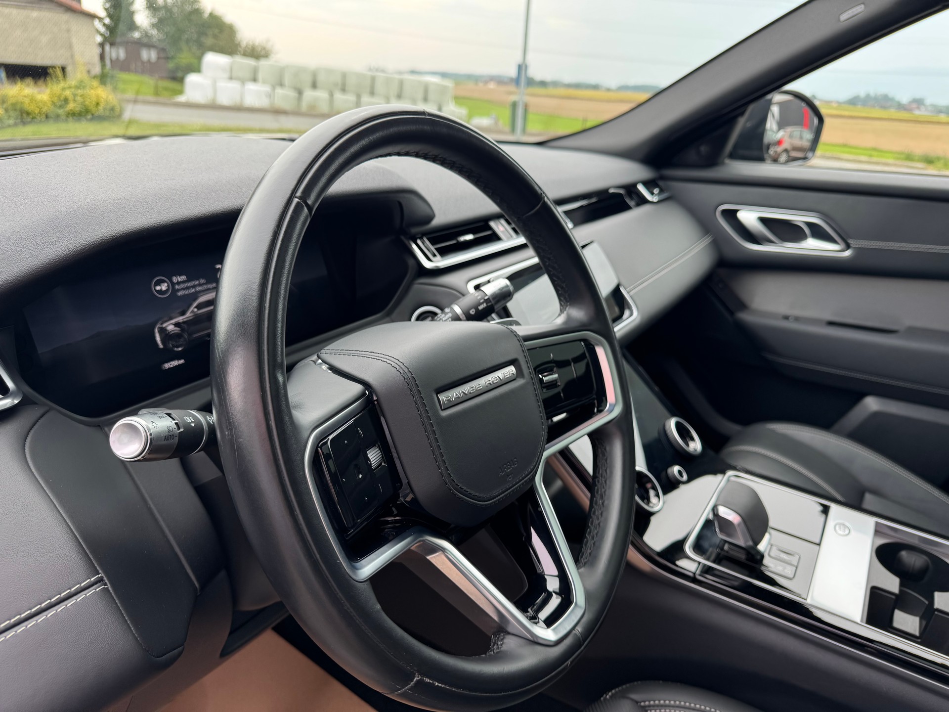 LAND ROVER Range Rover Velar R-Dynamic P400e 2.0 I4 PHEV HSE Automatic - 11