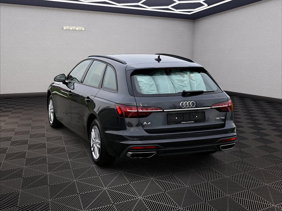 AUDI A4 Avant 2.0 TDI 35 S-tronic - 4