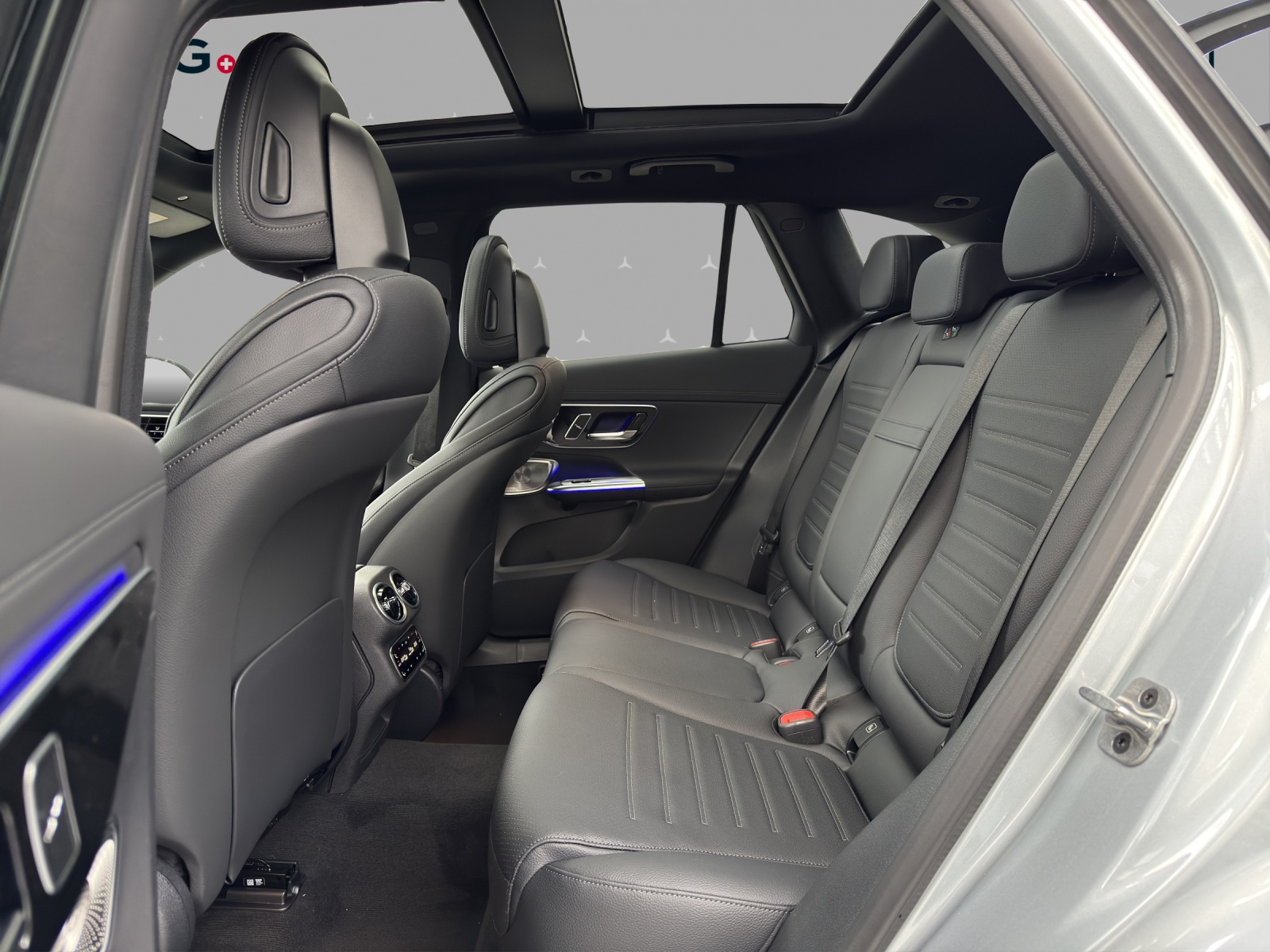 MERCEDES-BENZ GLC 300 4Matic 9G-Tronic - 14