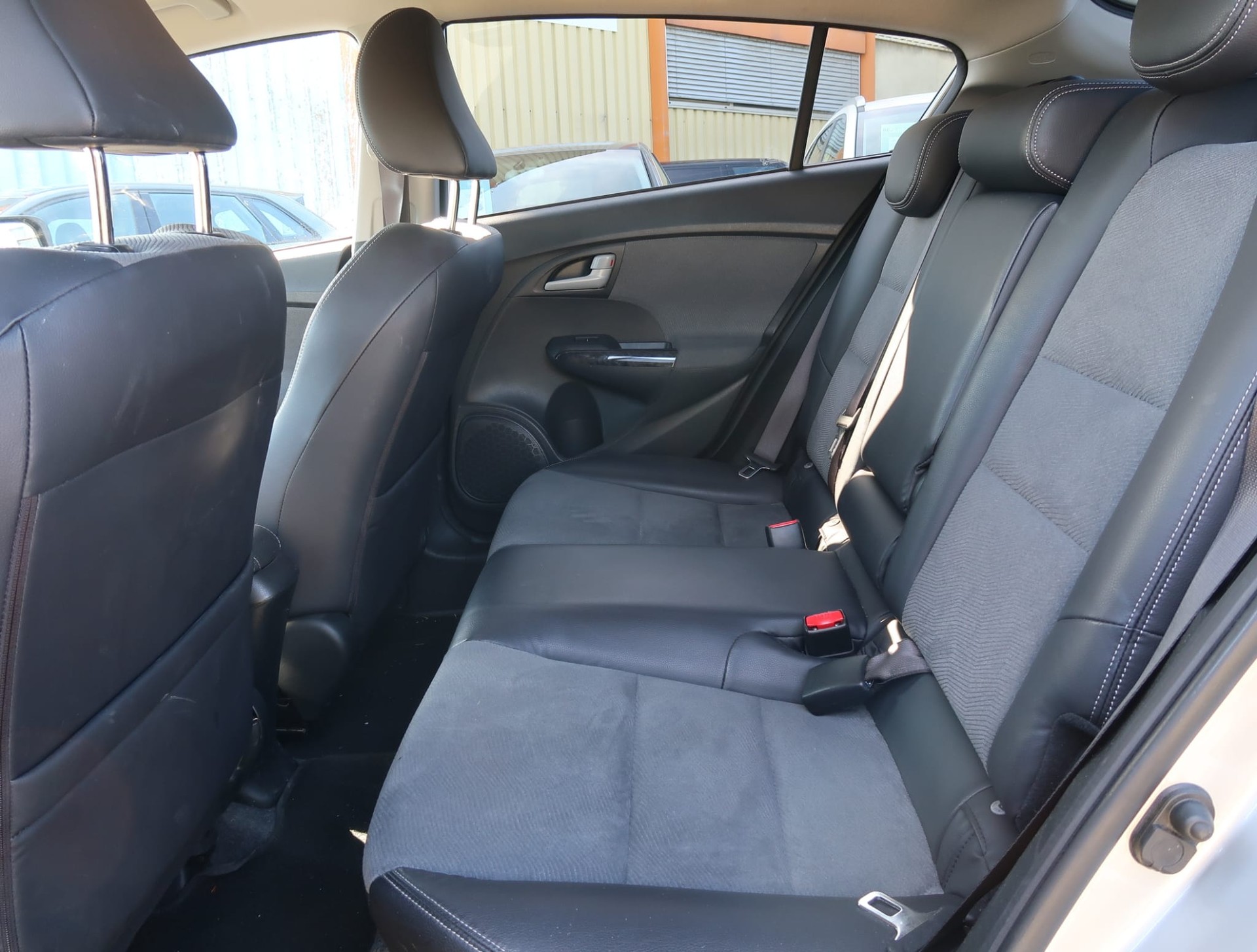 HONDA Insight 1.3i Hybrid Elegance CVT - 22