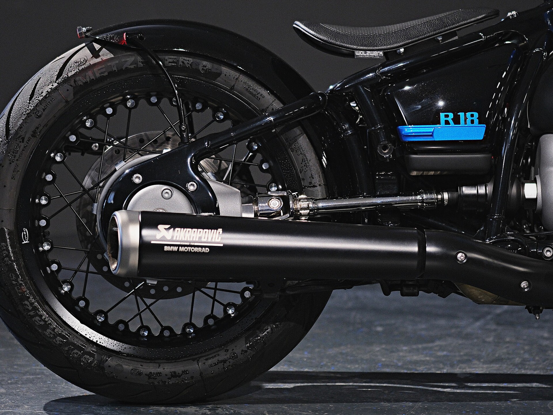 BMW R 18 - 9