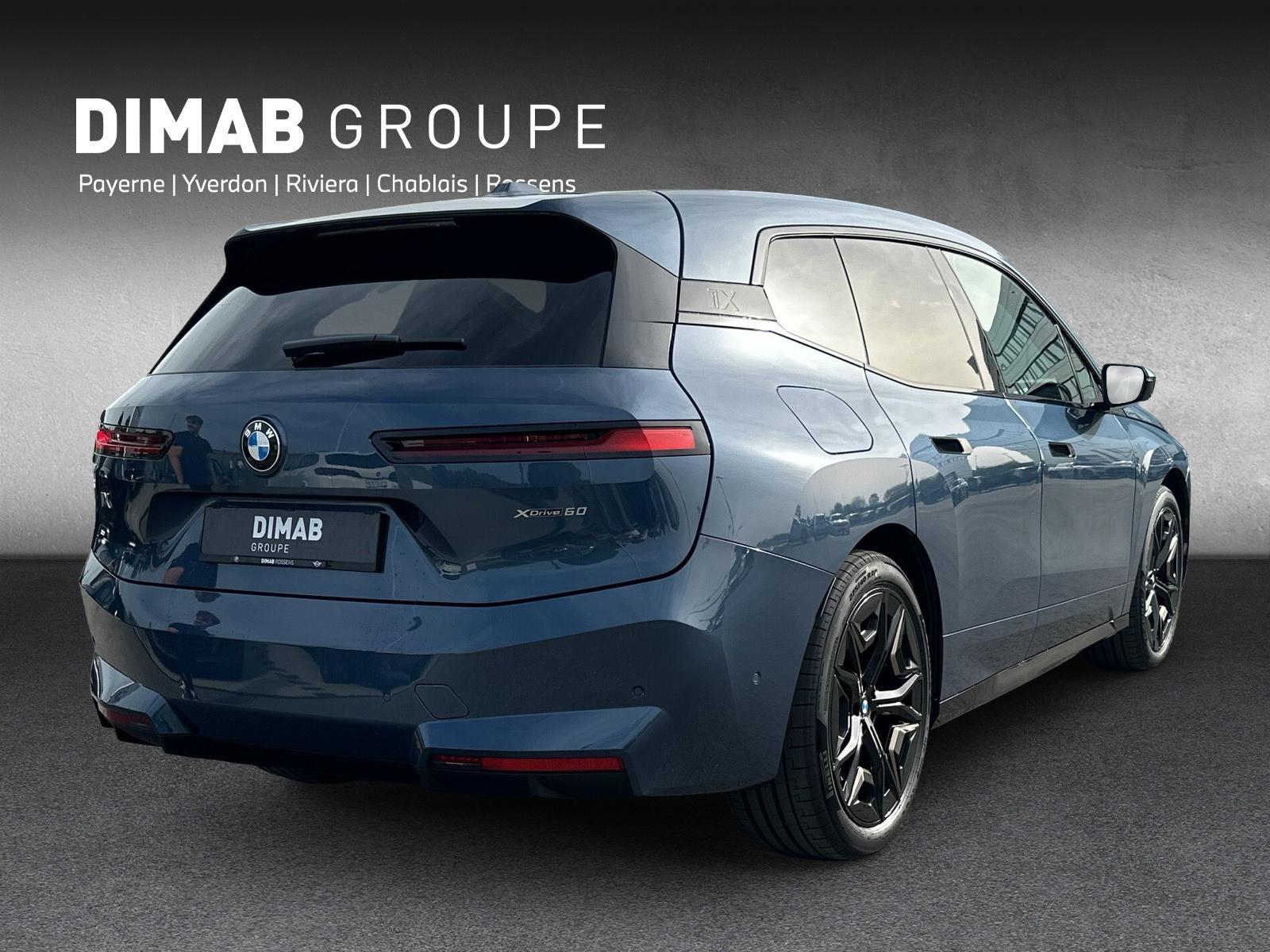BMW iX xDrive60 i20 (CH) AHK ** Action Leasing à 0.9% ** 📍 - 5