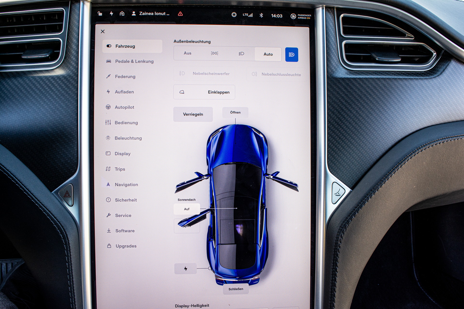 TESLA Model S 75 D - 21