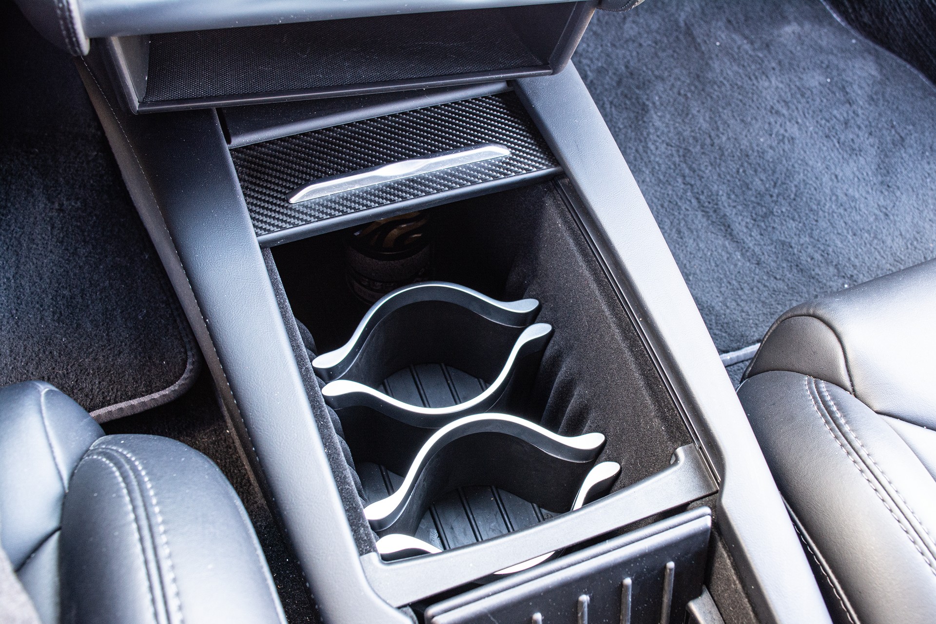 TESLA Model S 75 D - 19