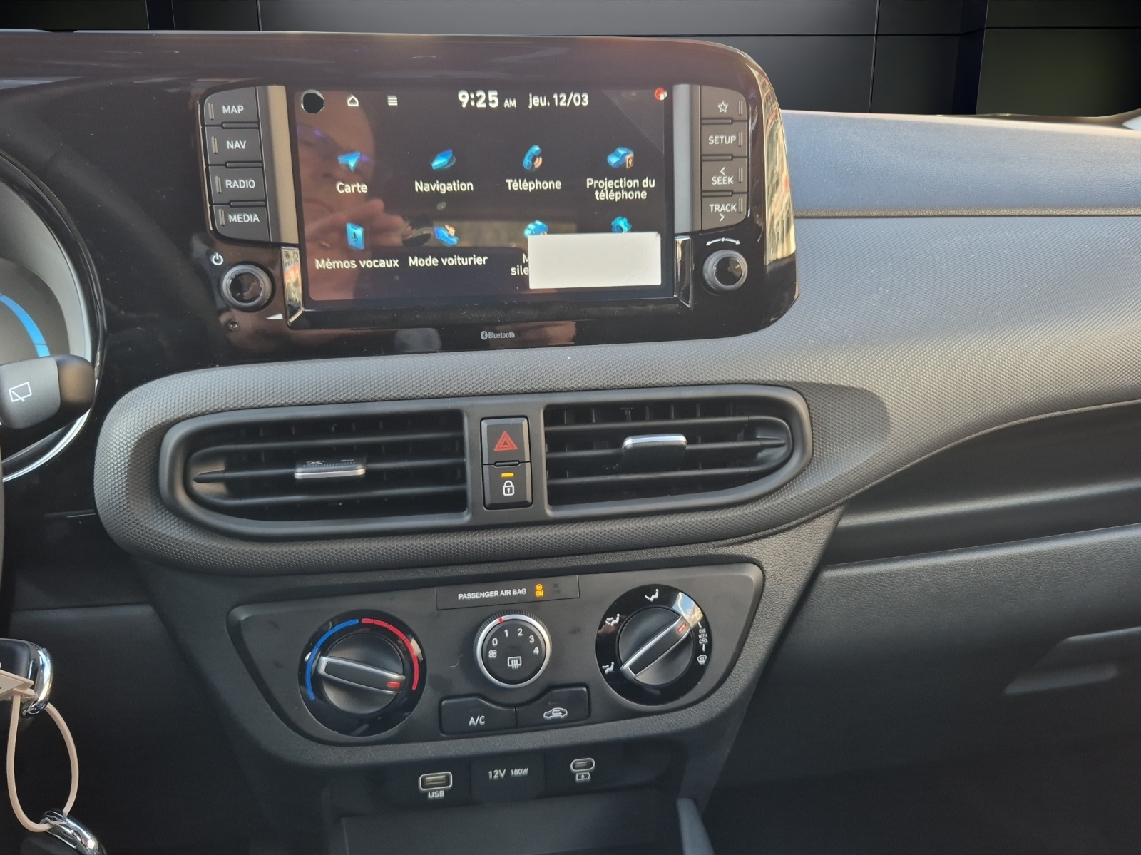 HYUNDAI i10 1.2 Amplia Aut. - 9