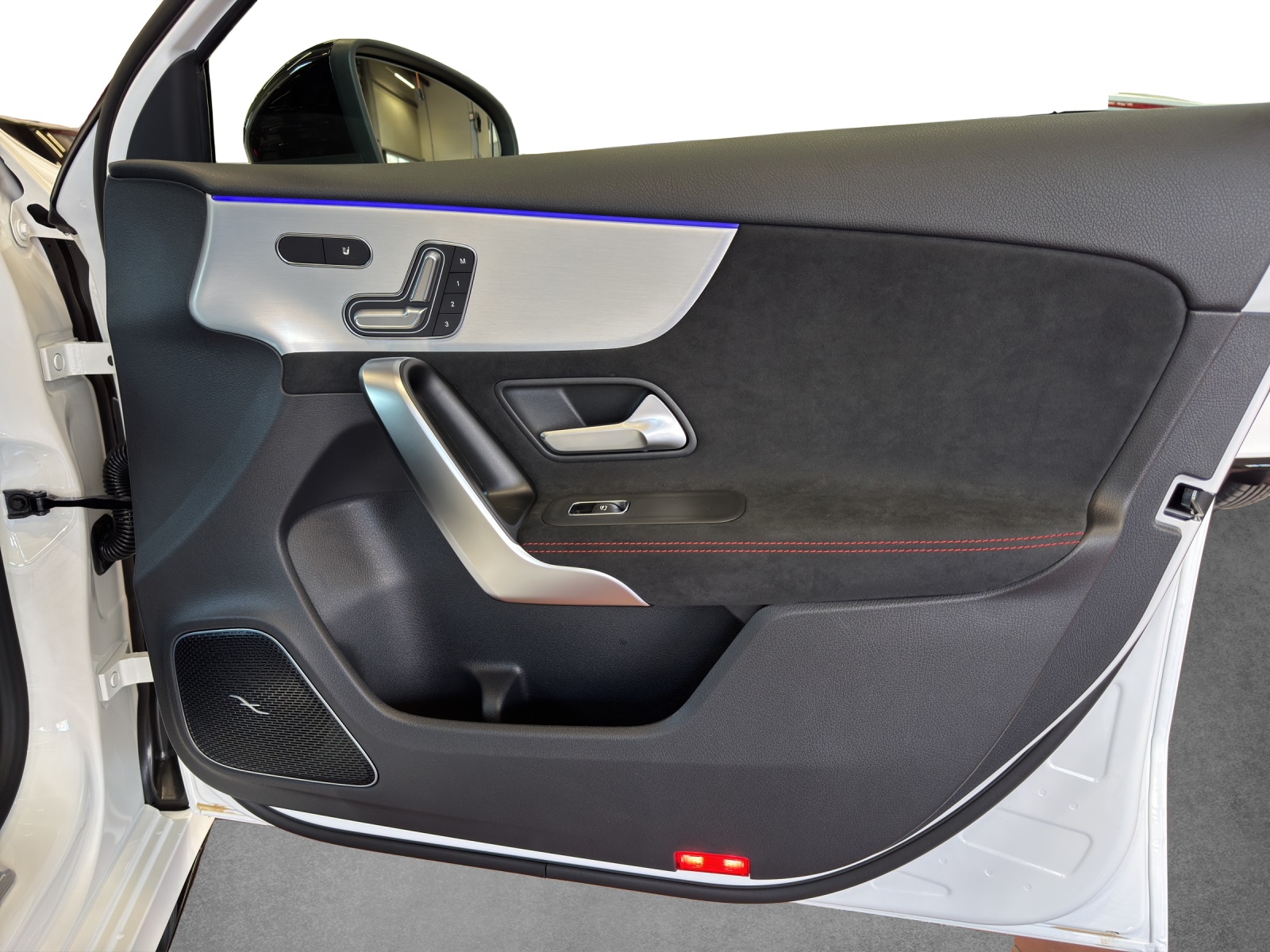 MERCEDES-BENZ A AMG 35 4Matic+ 8G-DCT - 16