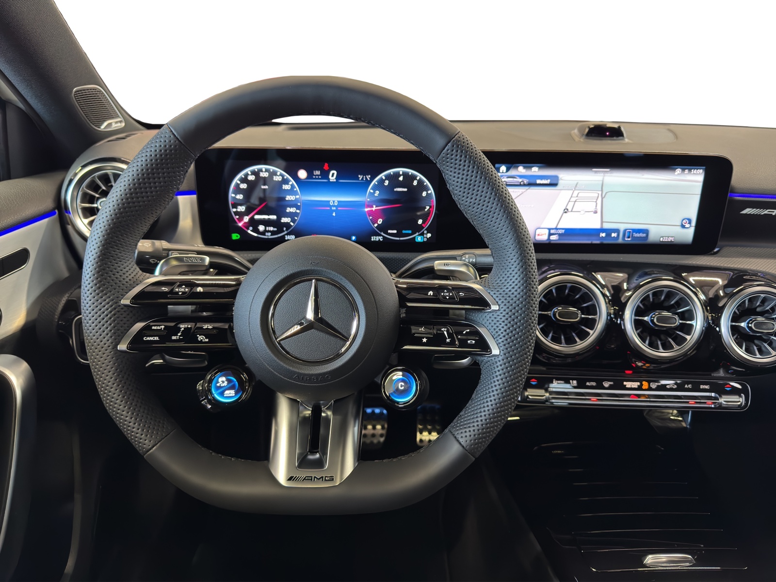 MERCEDES-BENZ A AMG 35 4Matic+ 8G-DCT - 11