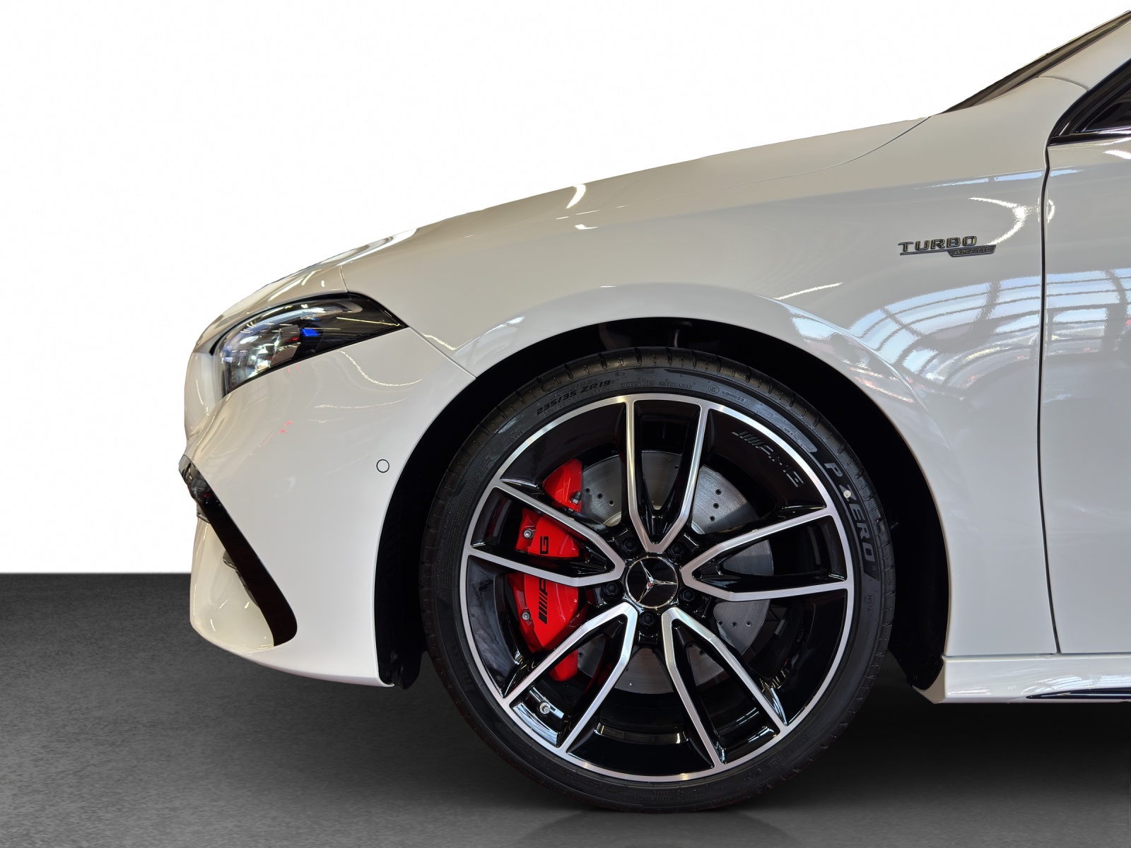 MERCEDES-BENZ A AMG 35 4Matic+ 8G-DCT - 22