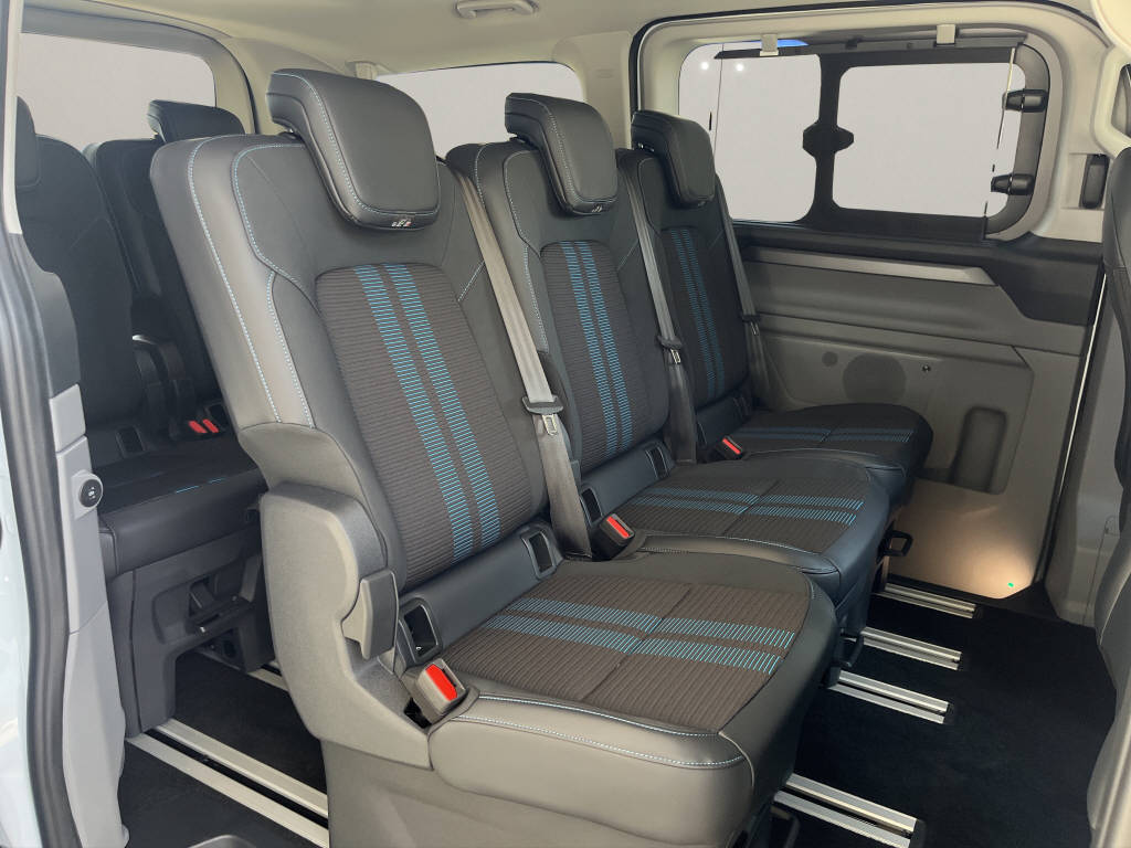 FORD Tourneo Custom 320 L1 2.0 EcoBl Sport 170 PS AWD - 10