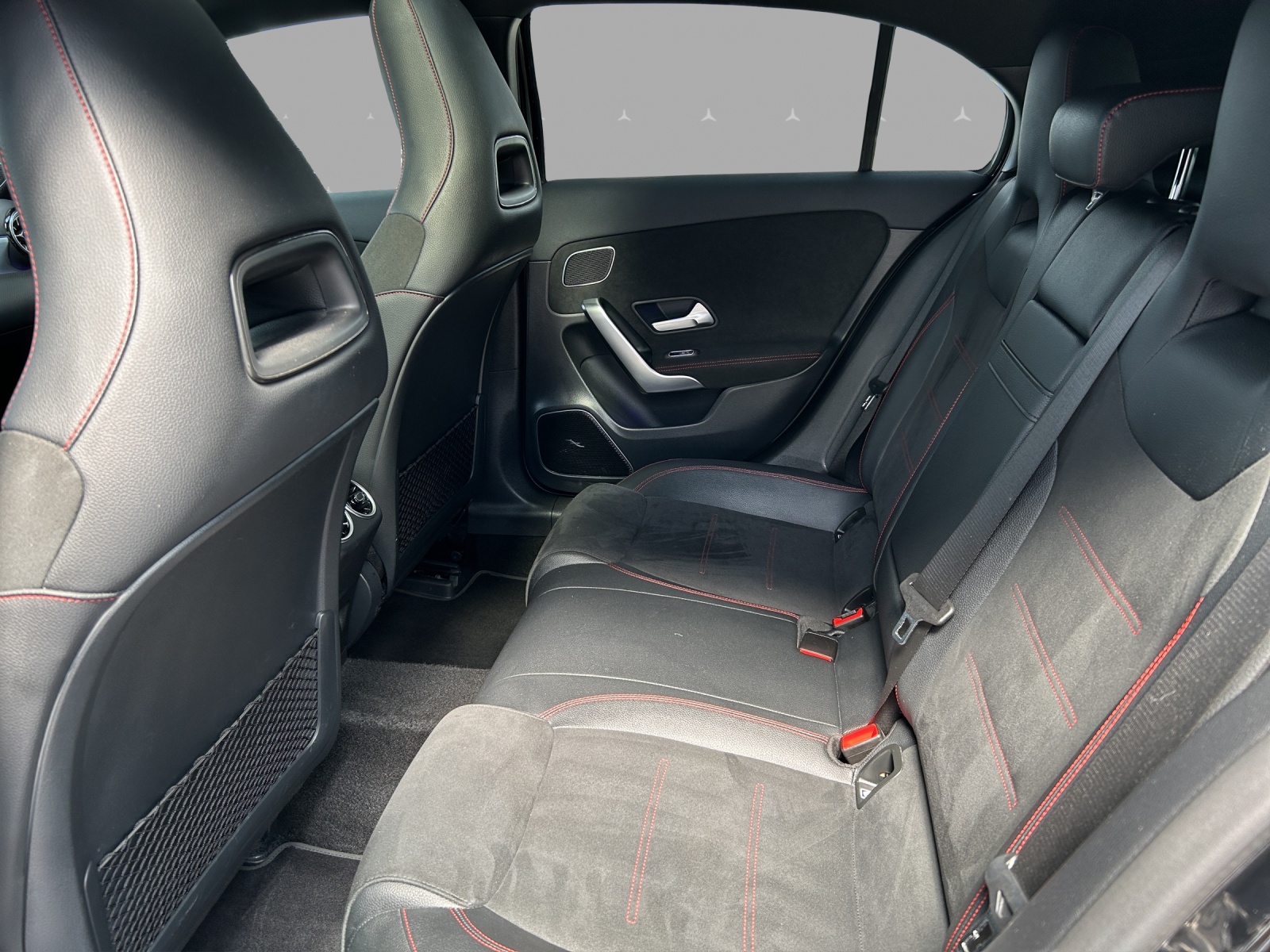 MERCEDES-BENZ A 220 d 4Matic AMG Line - 14