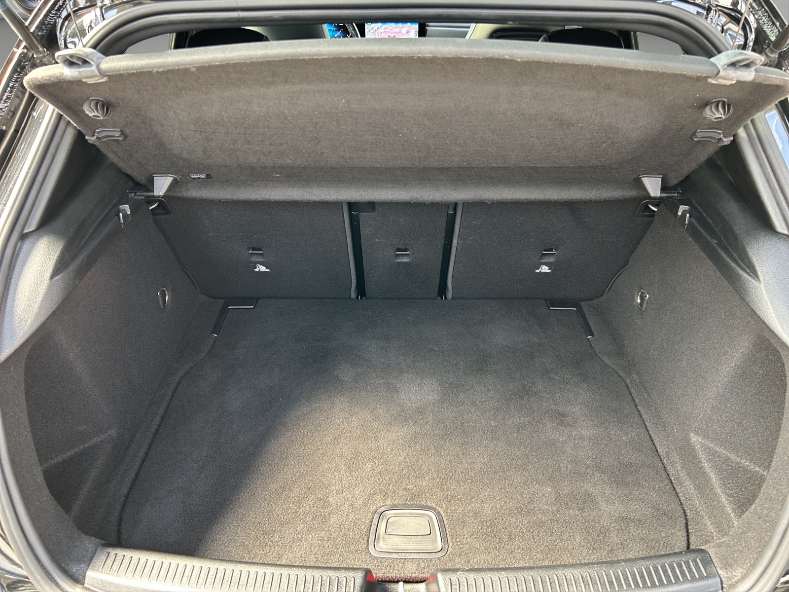 MERCEDES-BENZ A 220 d 4Matic AMG Line - 15