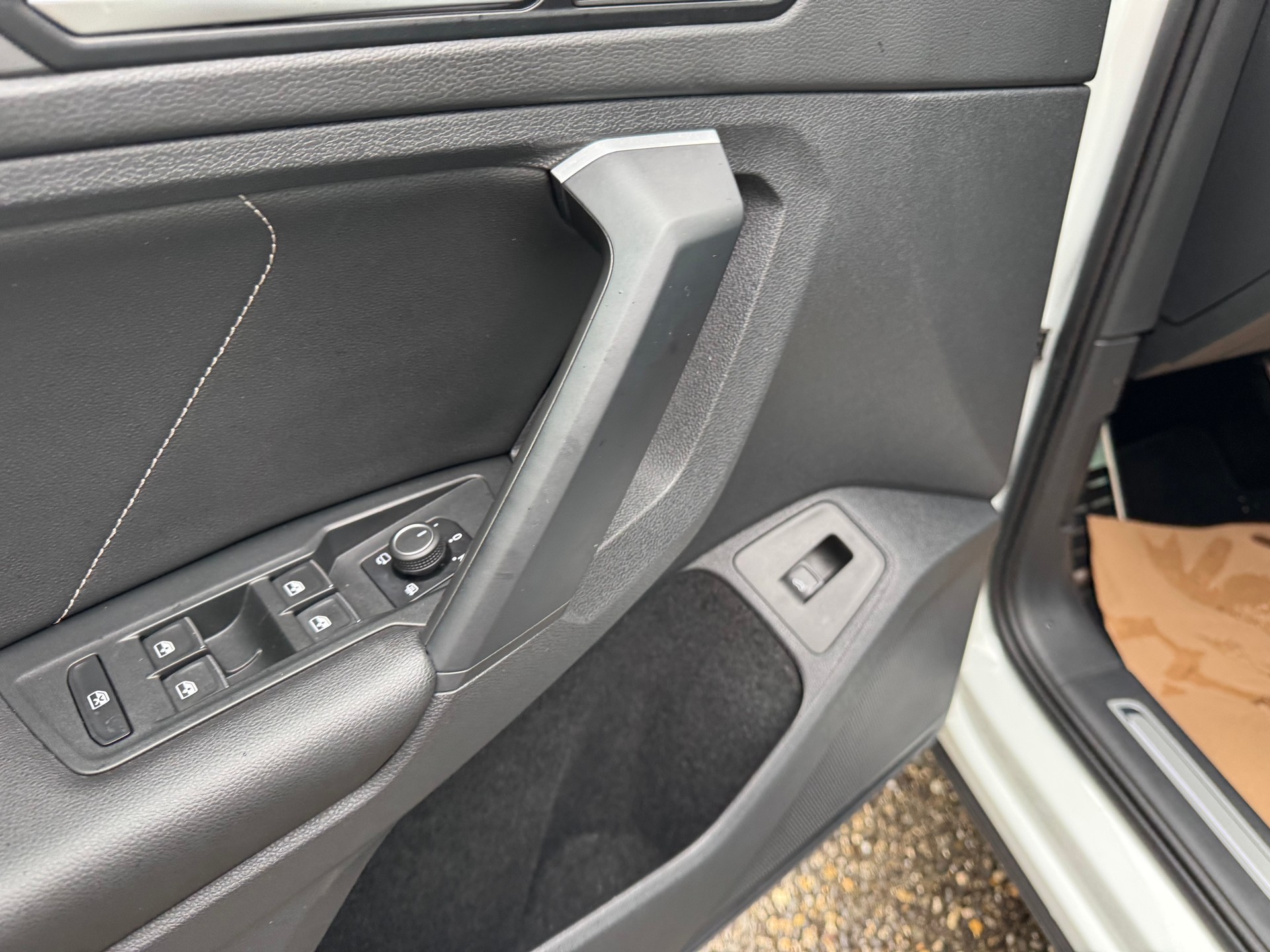 VW Tiguan R-LINE 2.0 TDI SCR Highline 4Motion DSG - 10