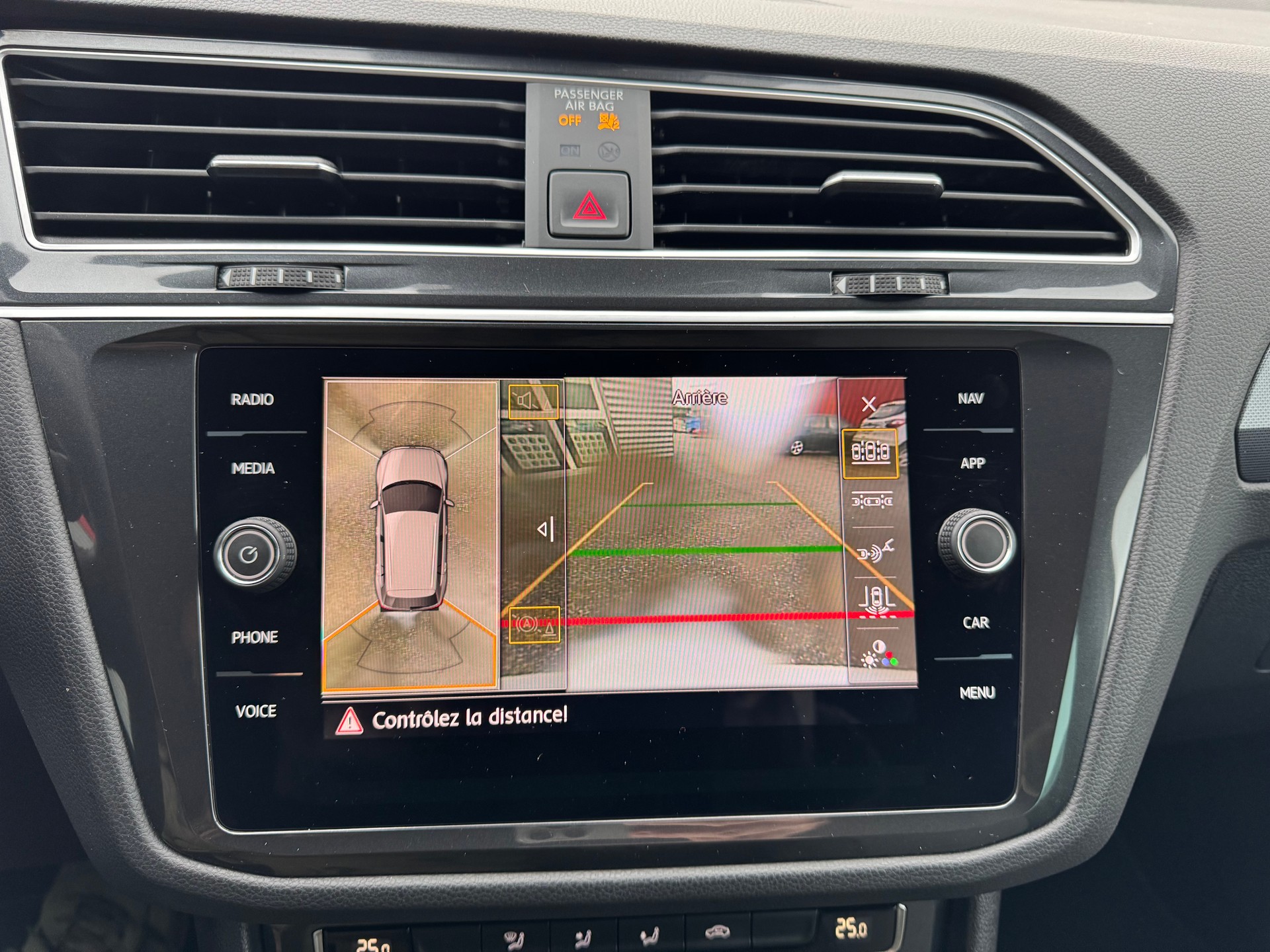 VW Tiguan R-LINE 2.0 TDI SCR Highline 4Motion DSG - 12