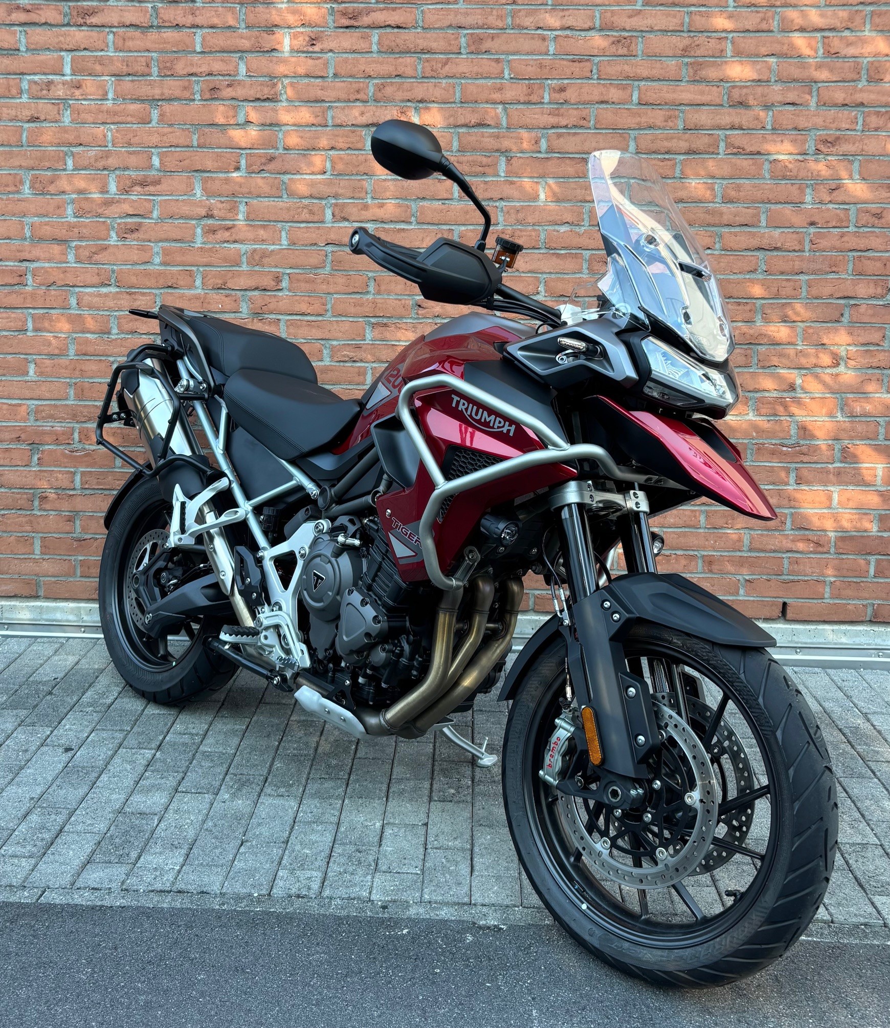 TRIUMPH 1200 GT Pro - 2