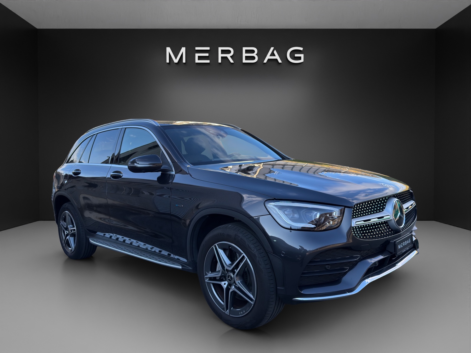 MERCEDES-BENZ GLC 300 e AMG Line 4Matic - 6