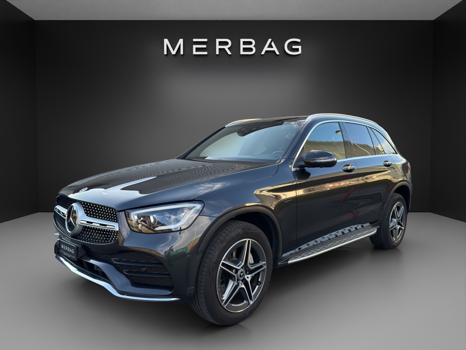 MERCEDES-BENZ GLC 300 e AMG Line 4Matic