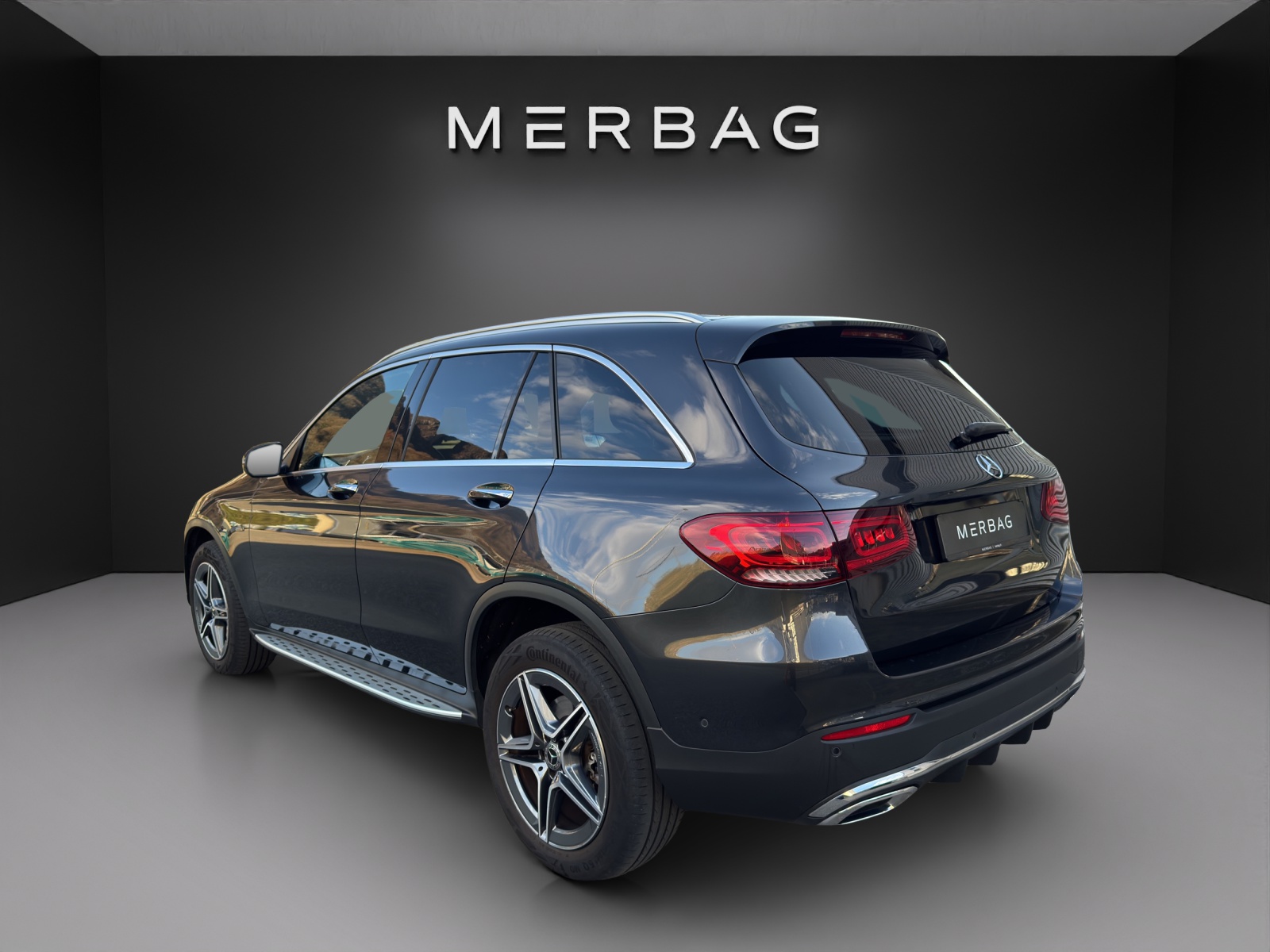 MERCEDES-BENZ GLC 300 e AMG Line 4Matic - 3