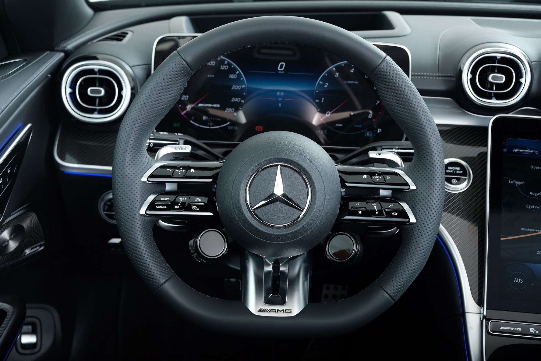MERCEDES-BENZ CLE AMG 53 Cabrio 4Matic+ 9G-Tronic - 11