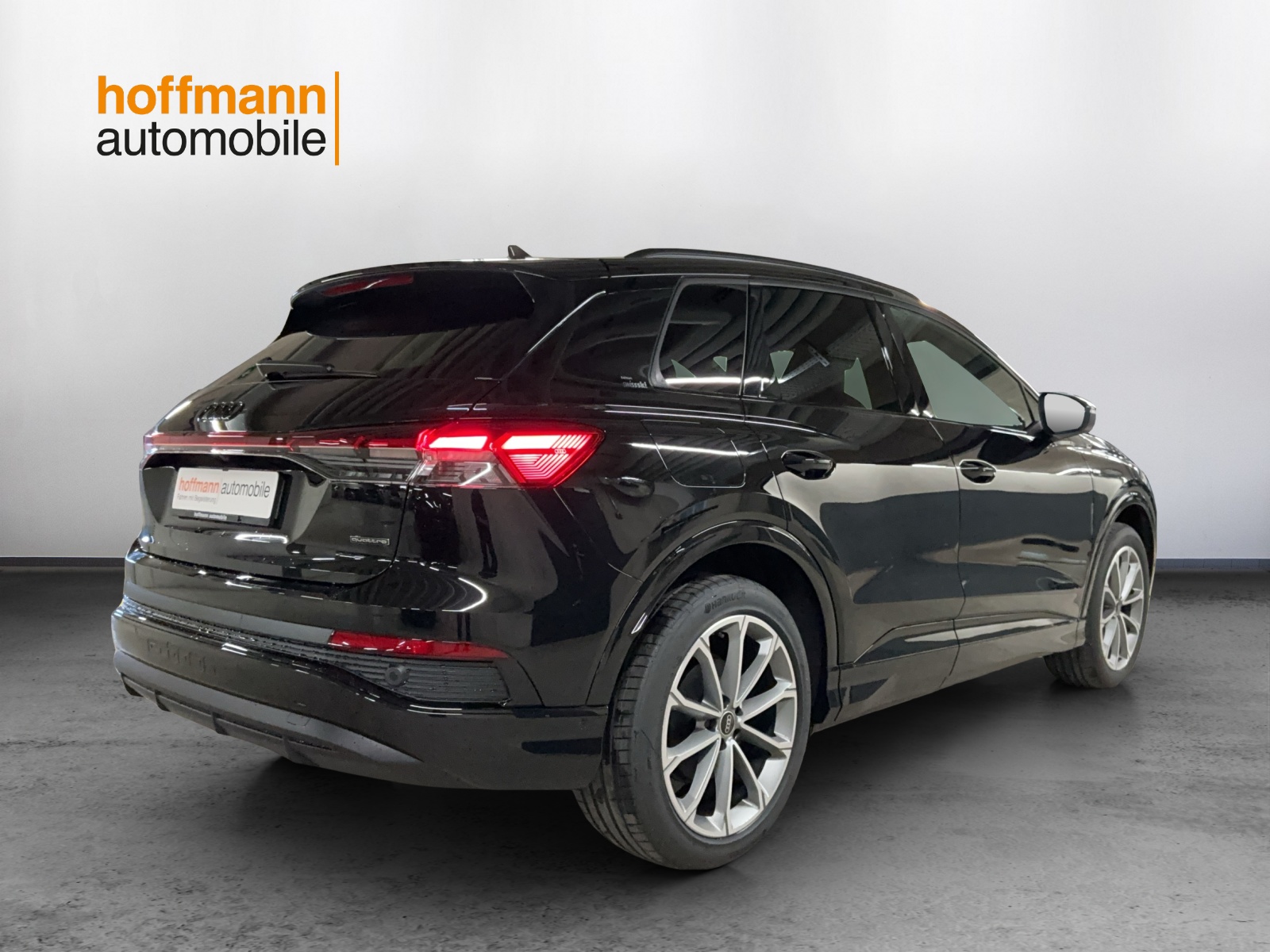AUDI Q4 e-tron 45 Edition Swiss Ski quattro - 4